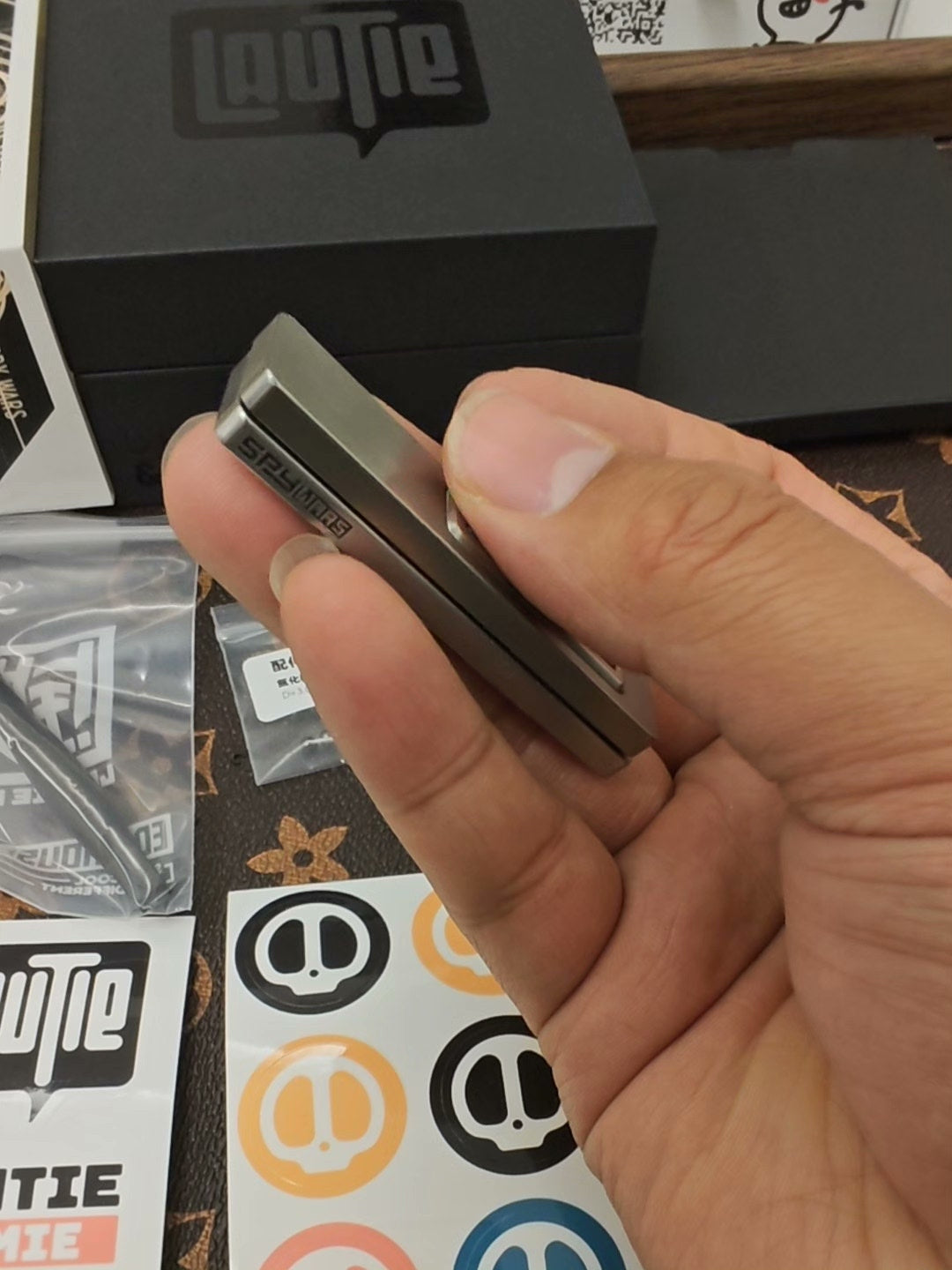 Choc Titanium