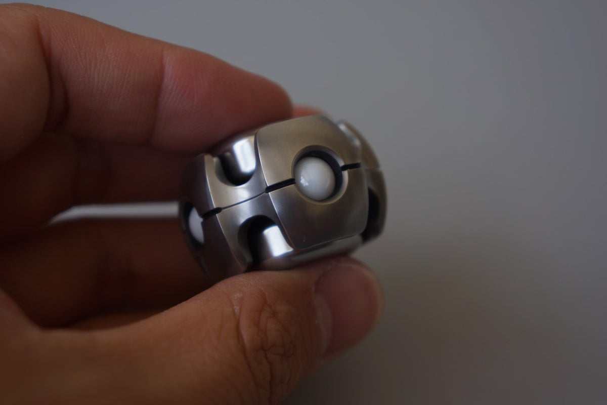NOIZ E Stainless Steel