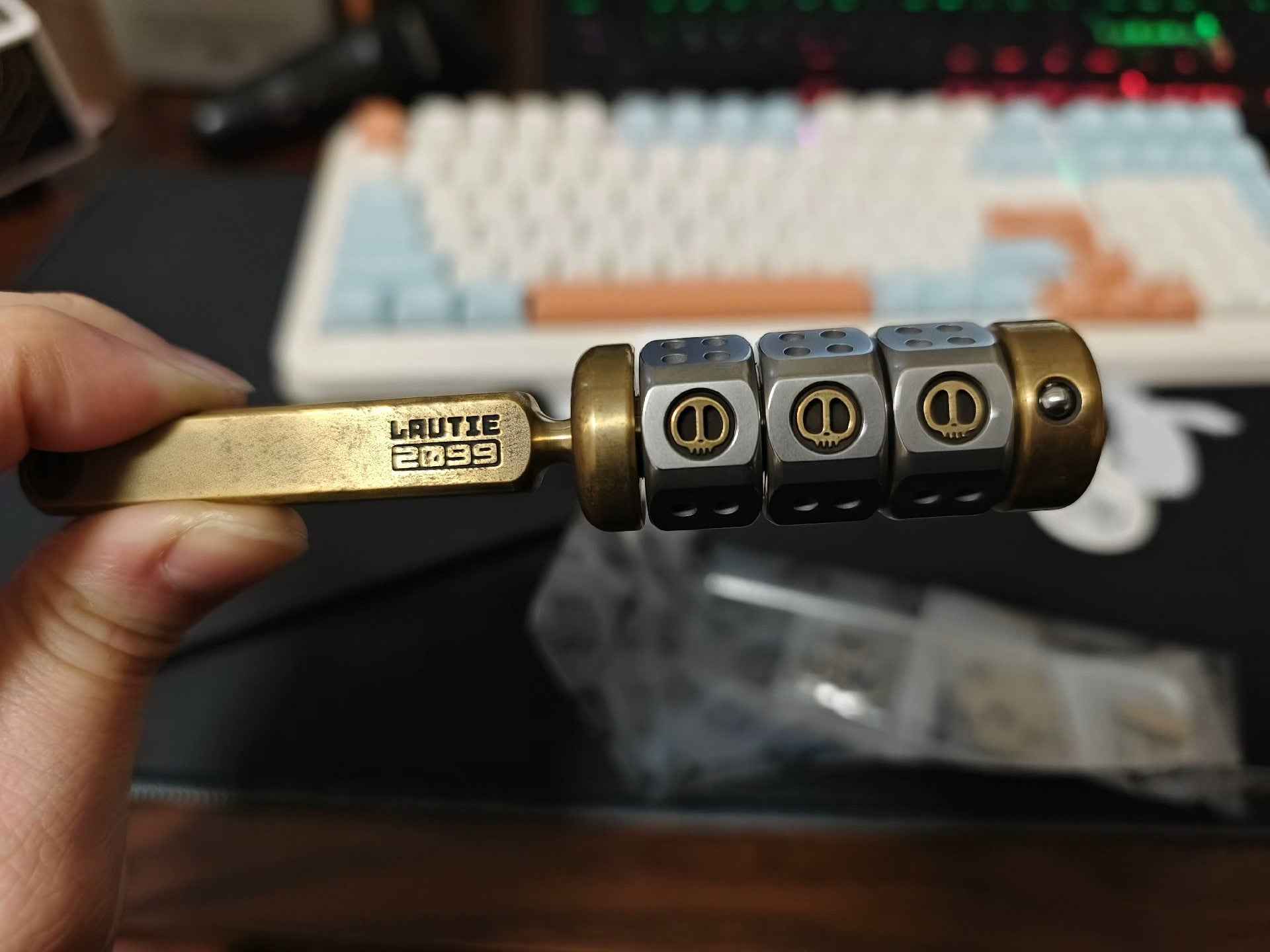 Jackpot 1.0 Deskset Brass Stainless Steel
