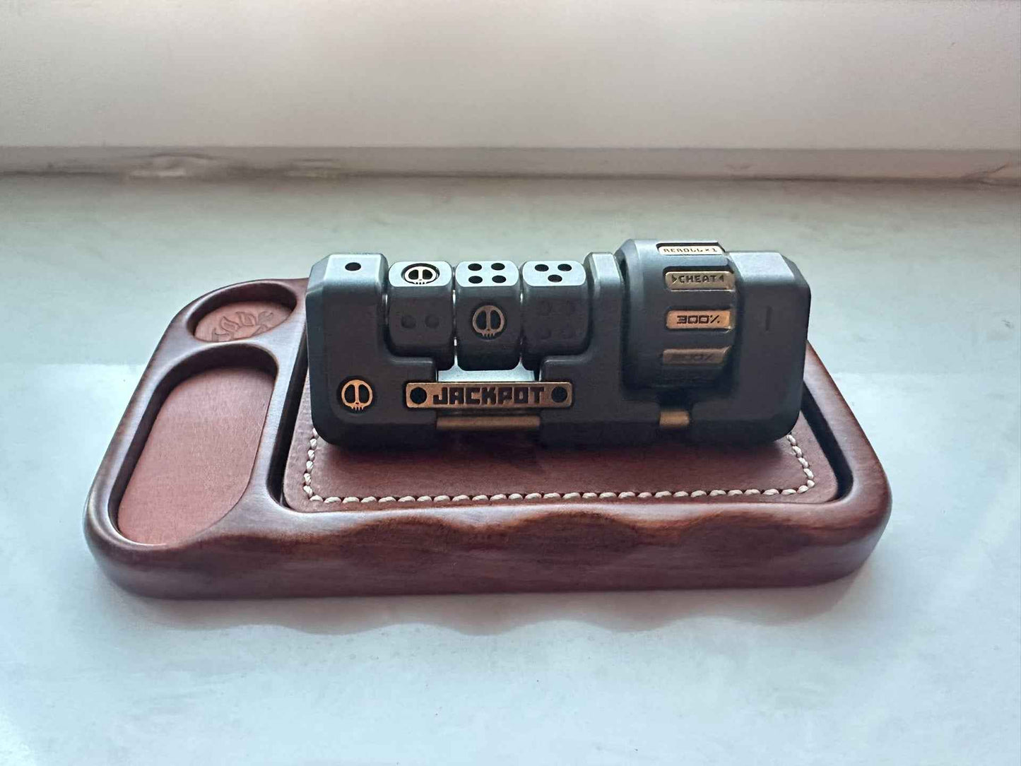 Jackpot 2.0 Deskset Zirconium Brass