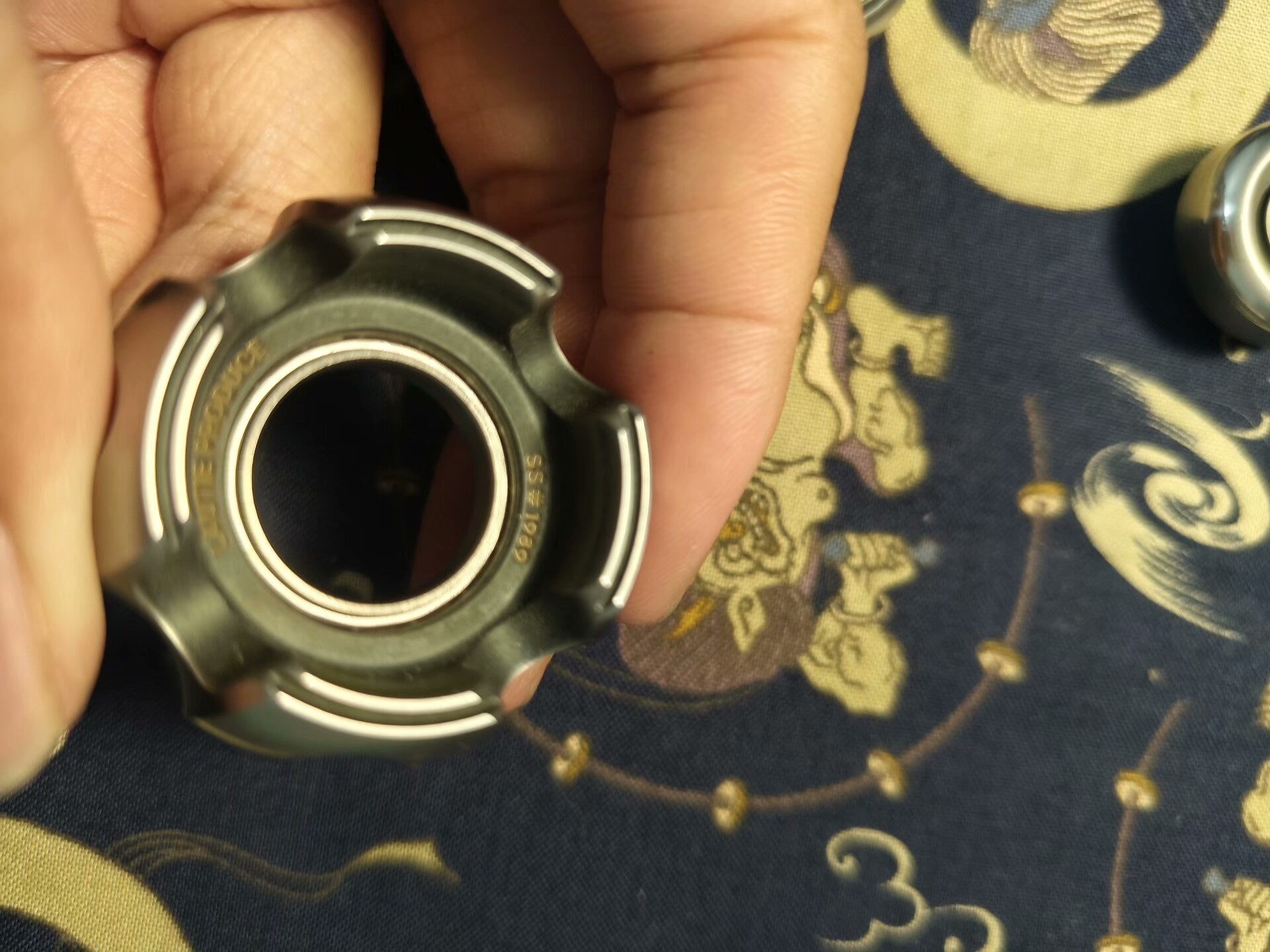 Noiz Stainless Steel
