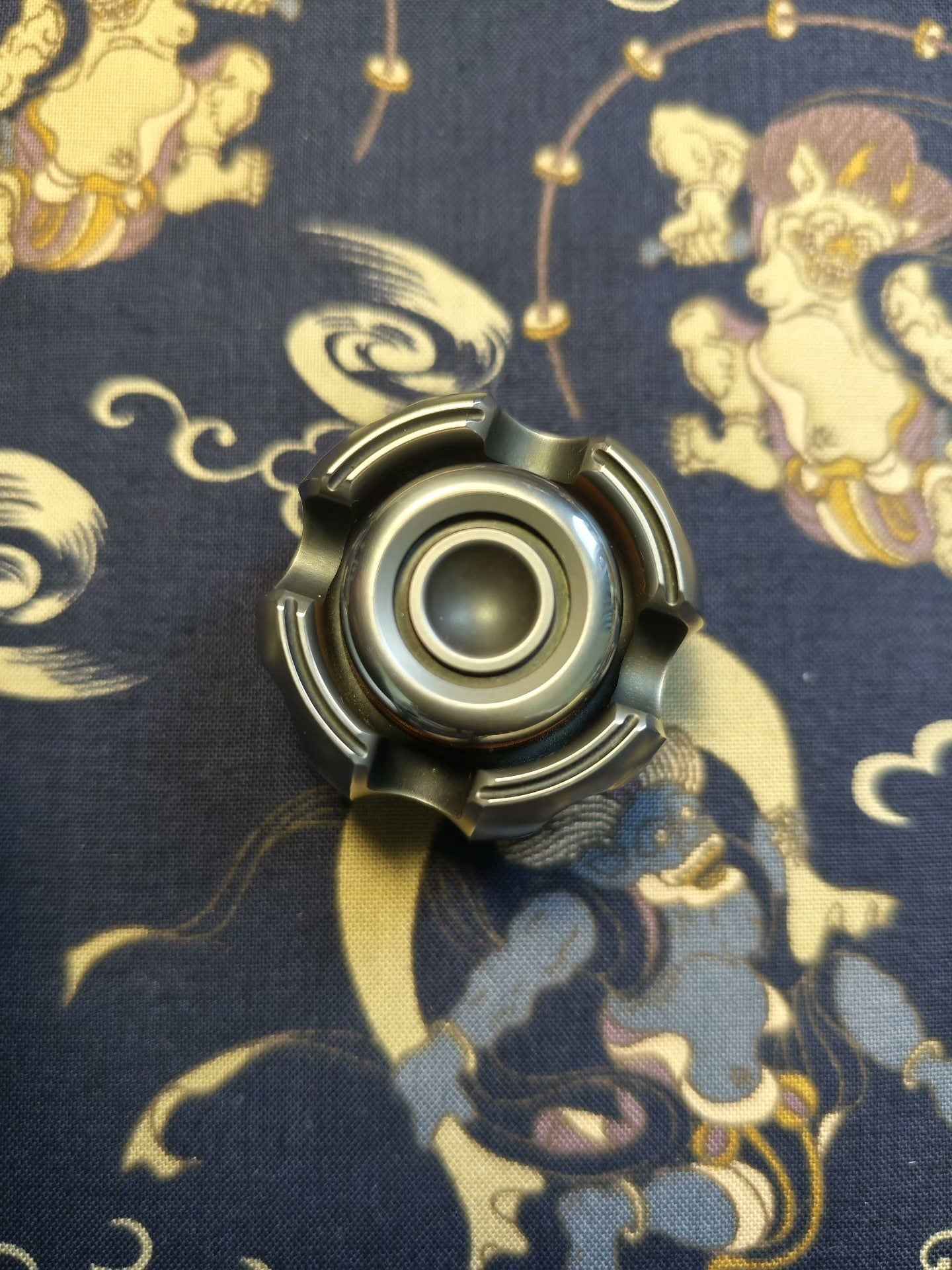 Noiz Stainless Steel