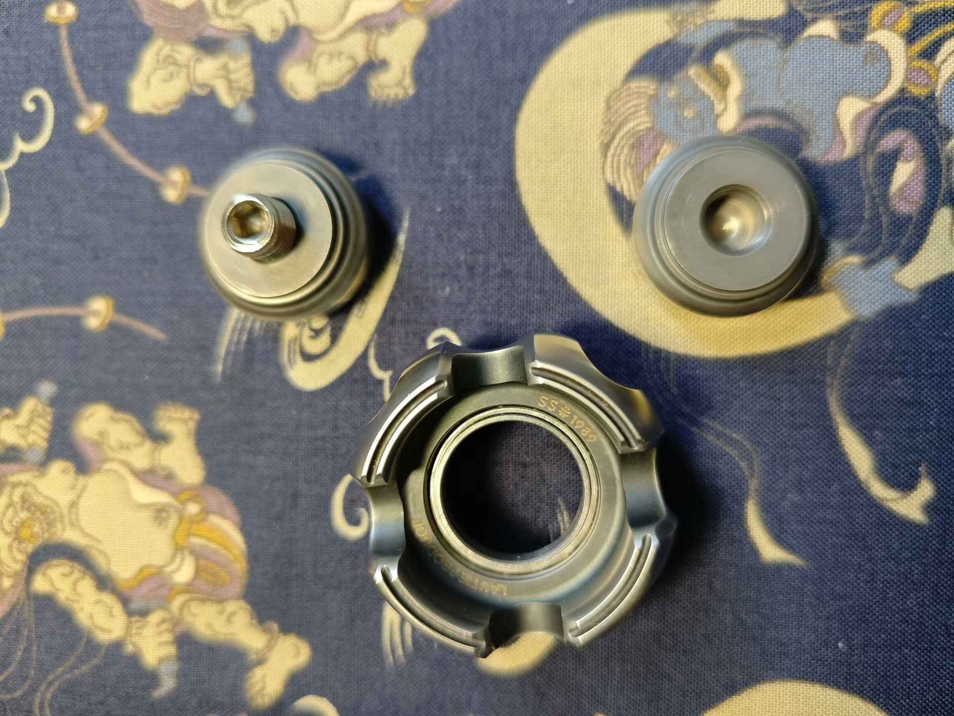 Noiz Stainless Steel