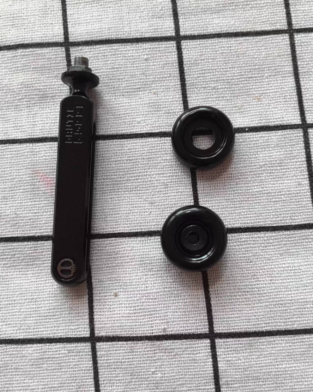 JACKPOT Stainless Steel Zirconium