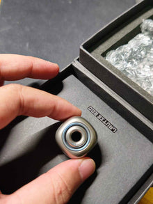 Sugar Cube Titanium