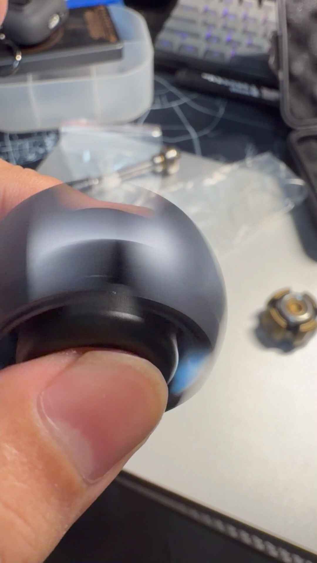 Noiz Titanium