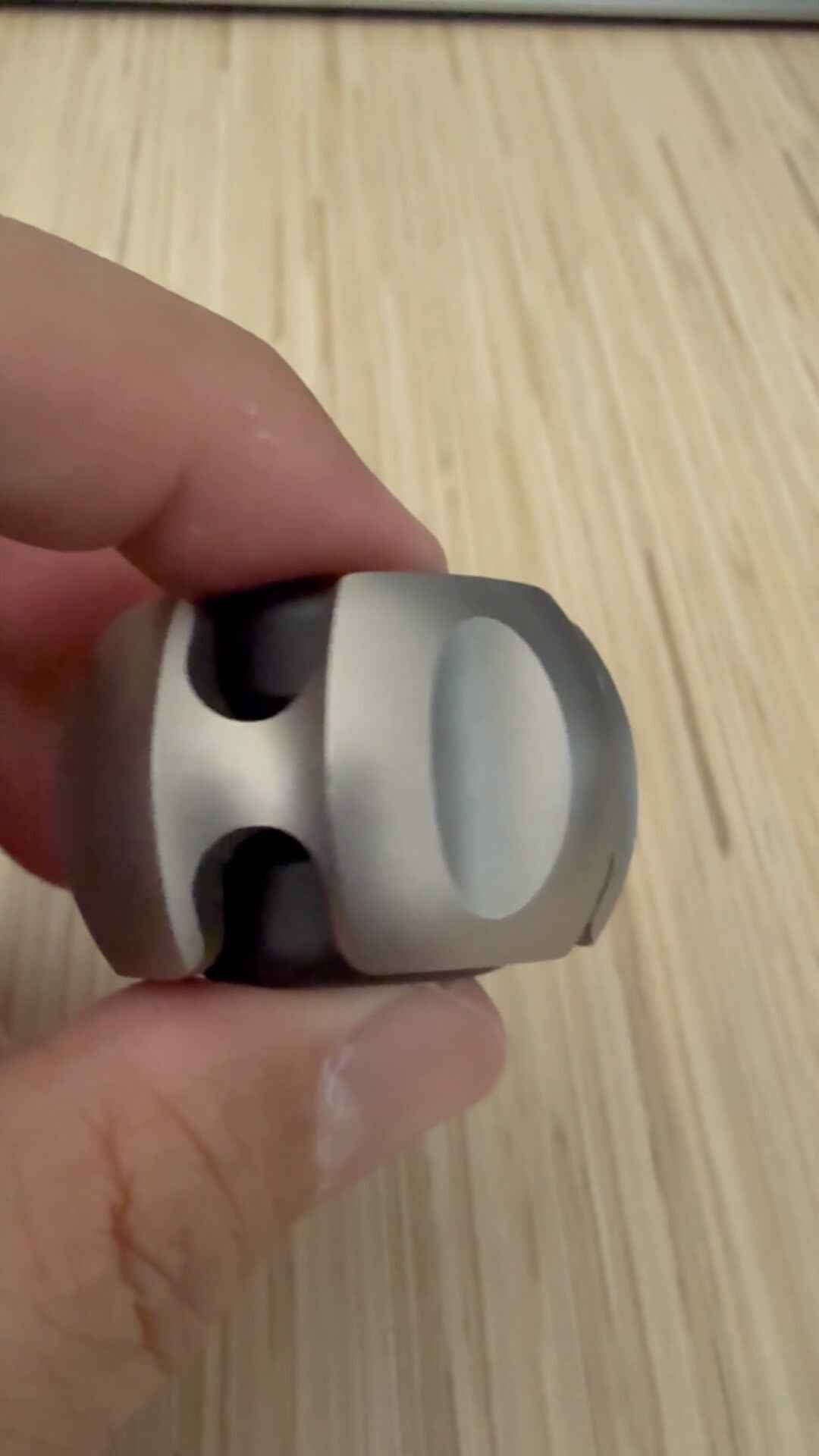 Noiz Titanium