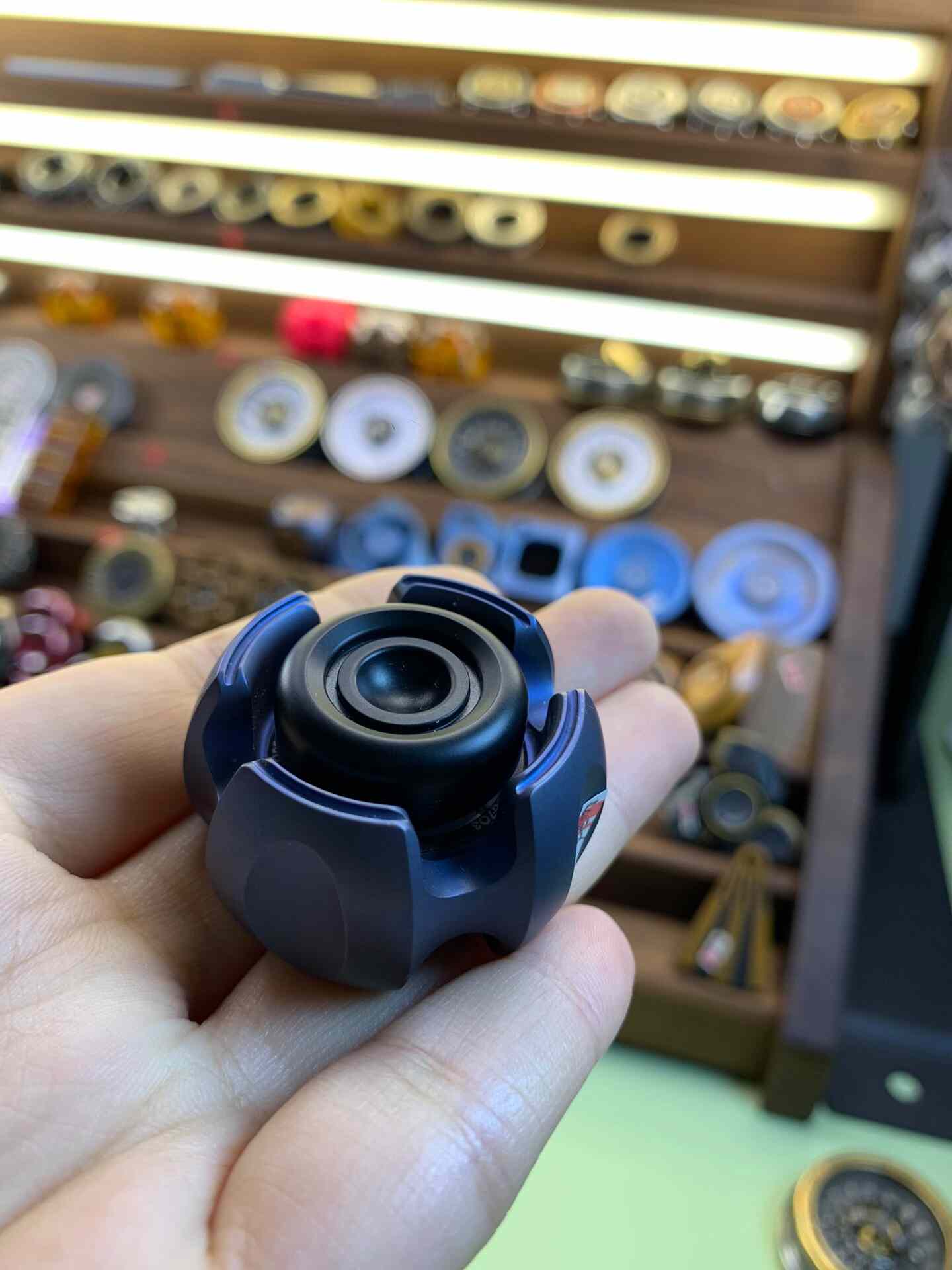 Noiz Titanium