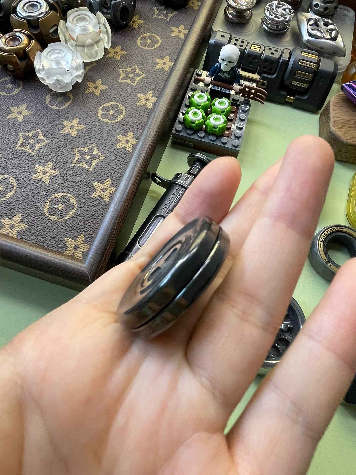 Devil Milk Cap Zirconium