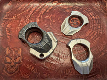 LAUTIE & MTAK KNUCKLE