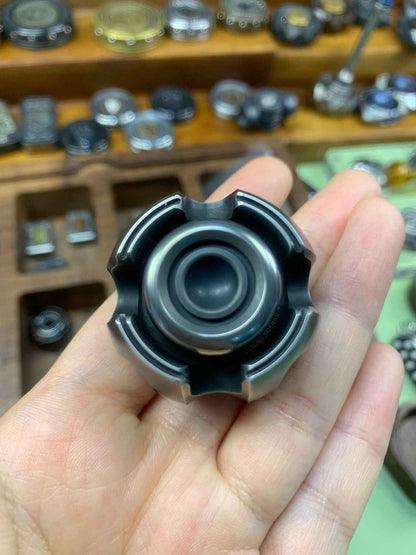 Noiz Stainless Steel