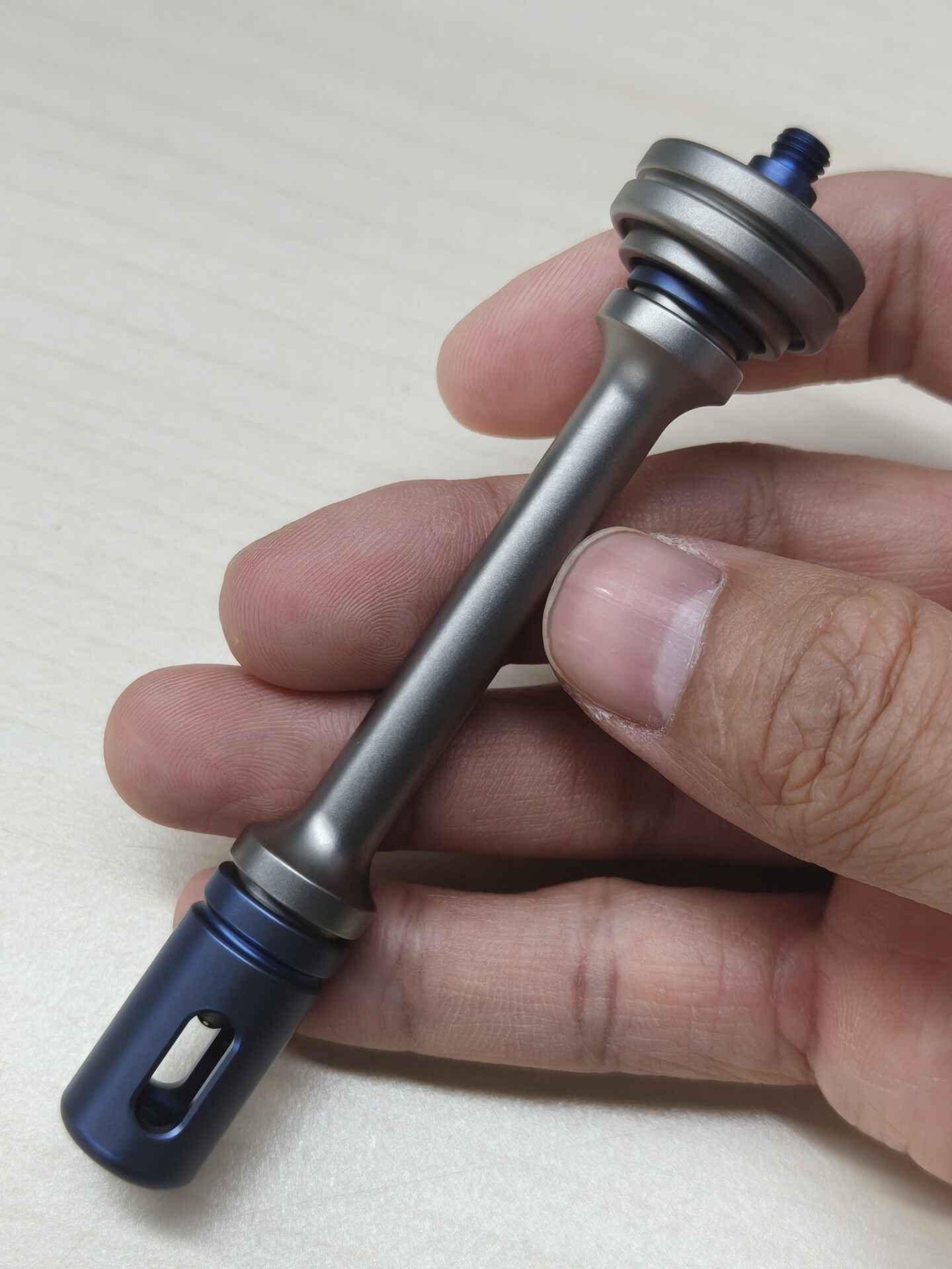 Noiz-C-NANO Titanium + Scepter