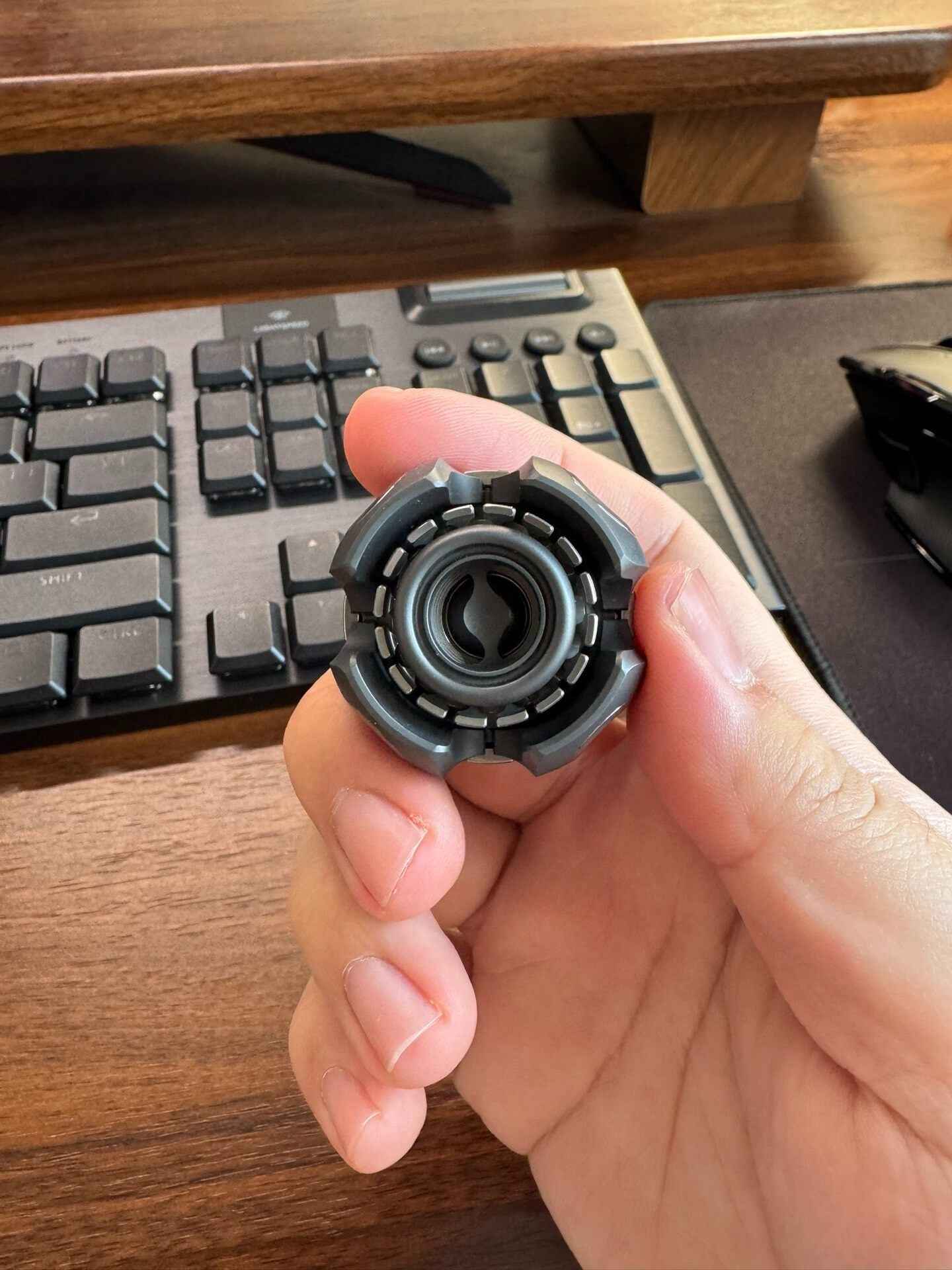 Noiz-O Fidget Spinner Zirconium Stainless Steel