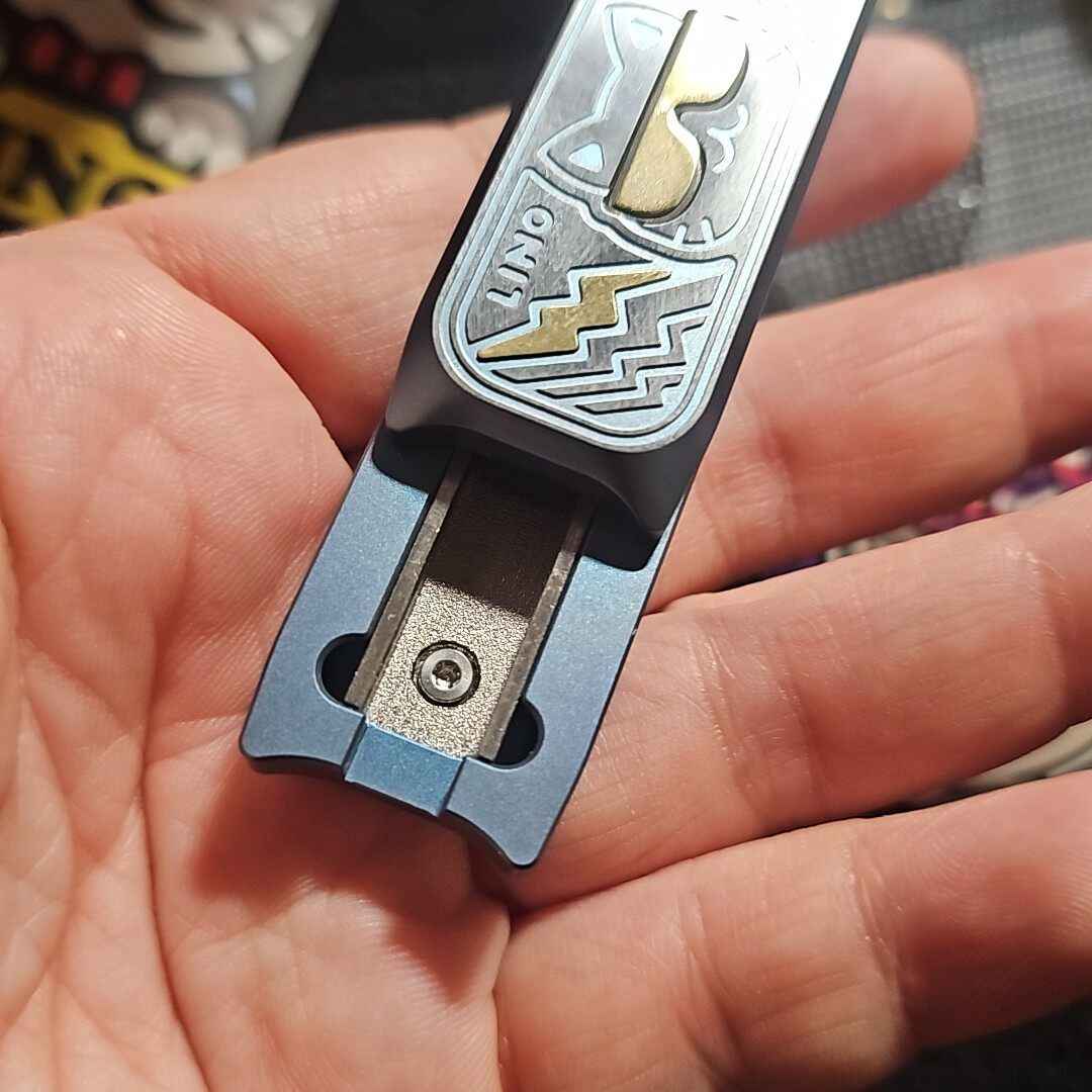 LIMBO Mechanical Titanium