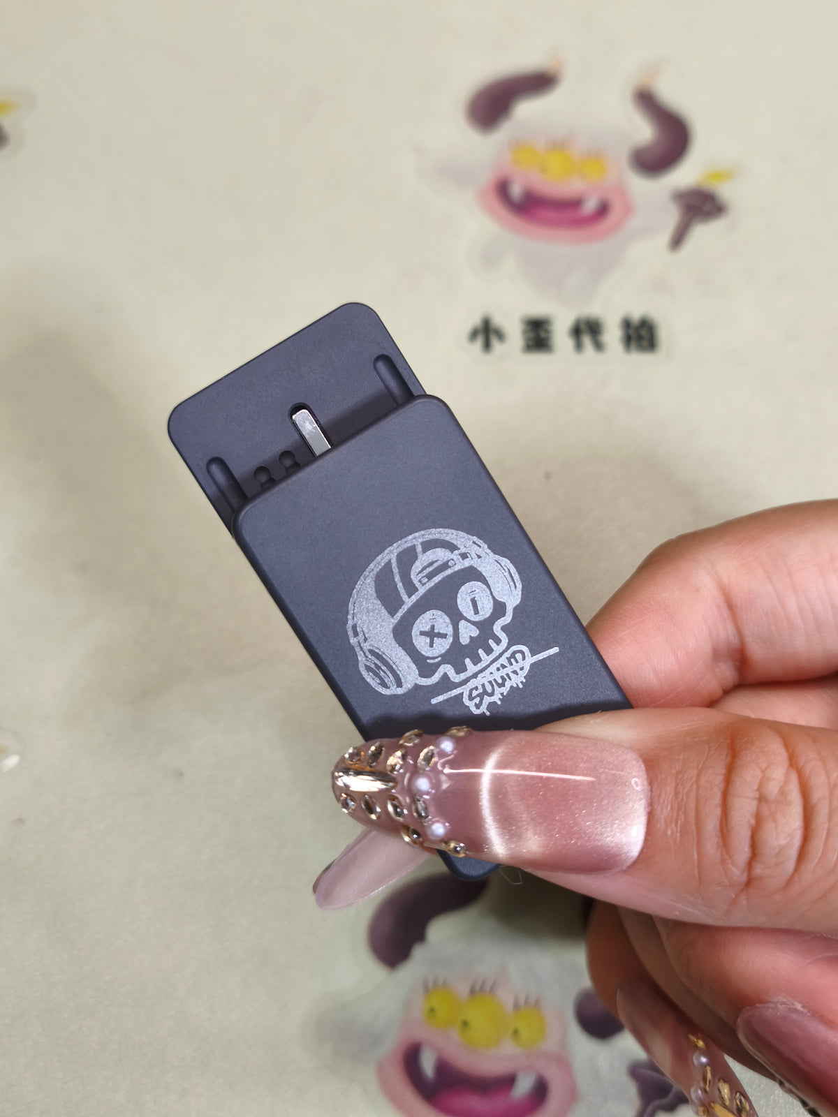Mute Zirconium