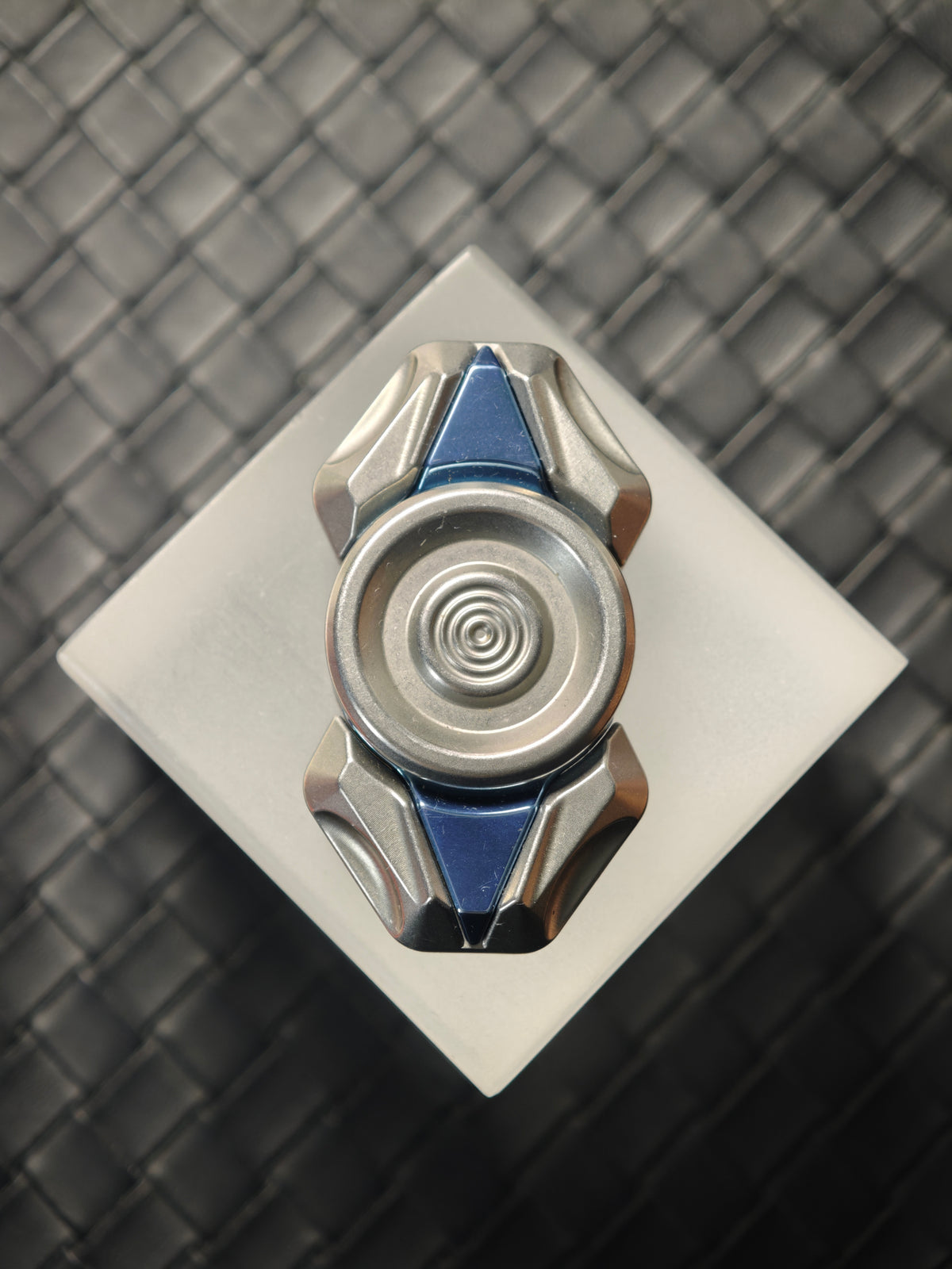 Spin Titanium
