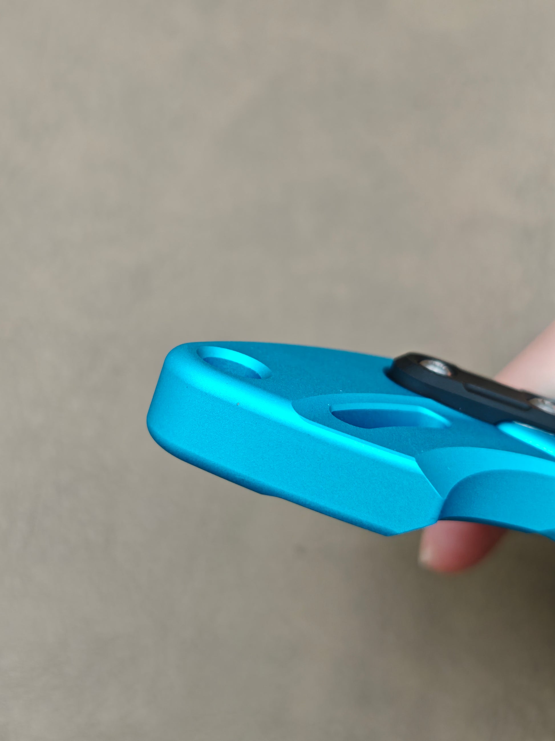 EDCELL Breaker Aluminum