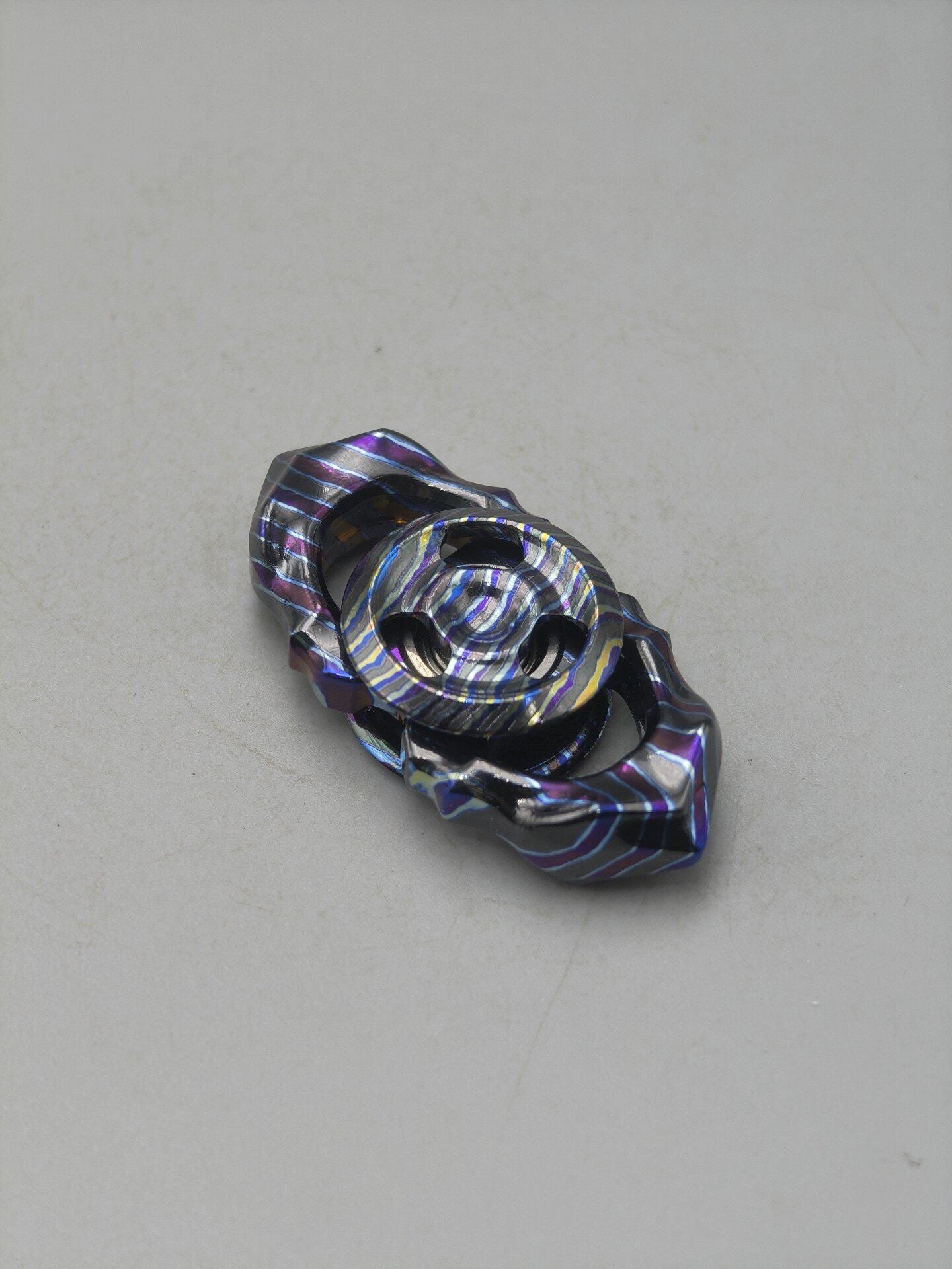 Thorns and Fog Zircuti