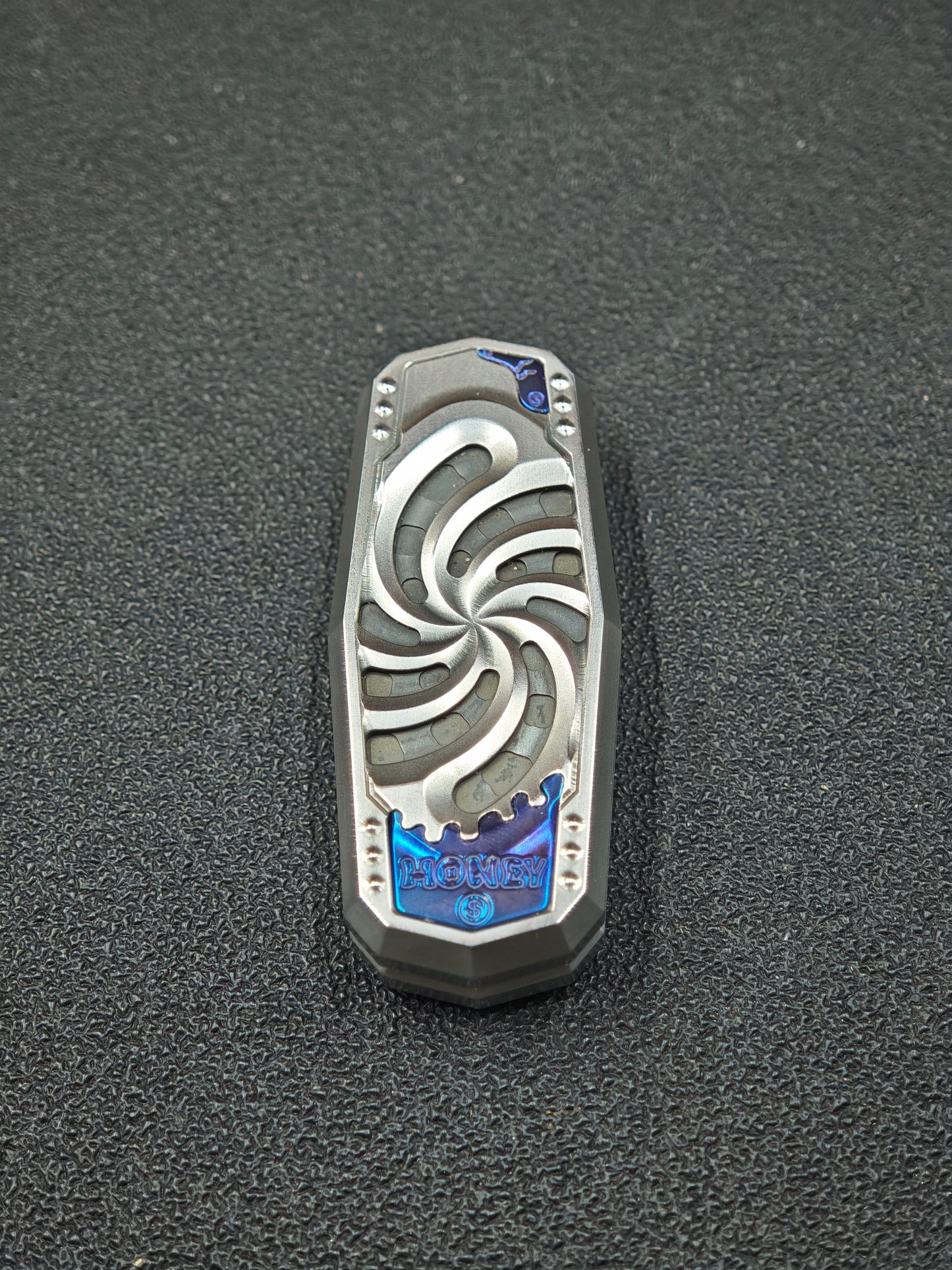 Monolith Titanium Stainless Steel