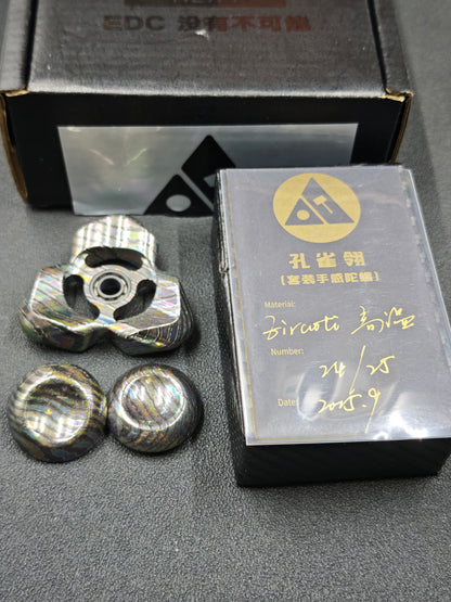 Feather Zircuti