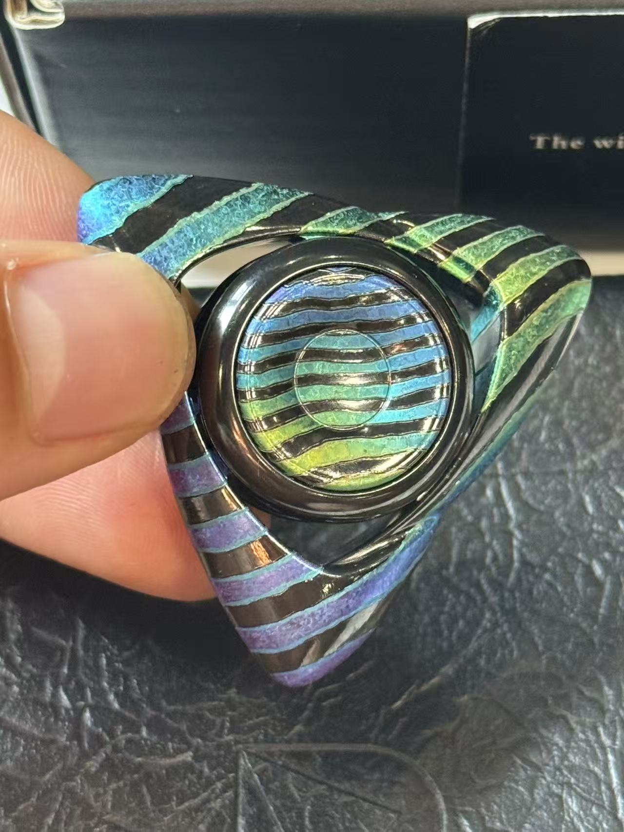 Wind Zircuti