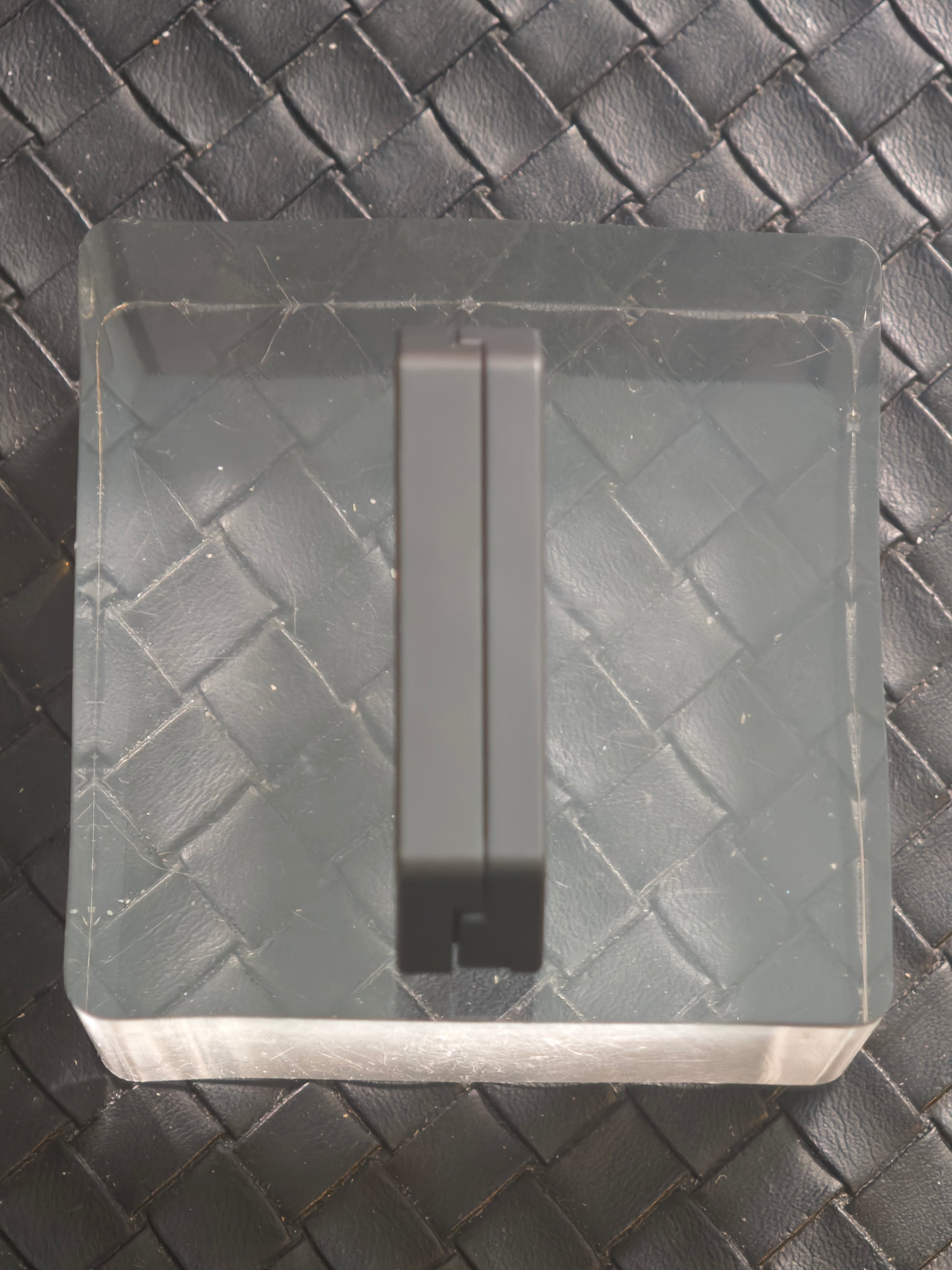Plane Zirconium