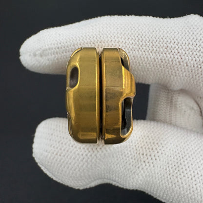 Top B Fingerprint Brass