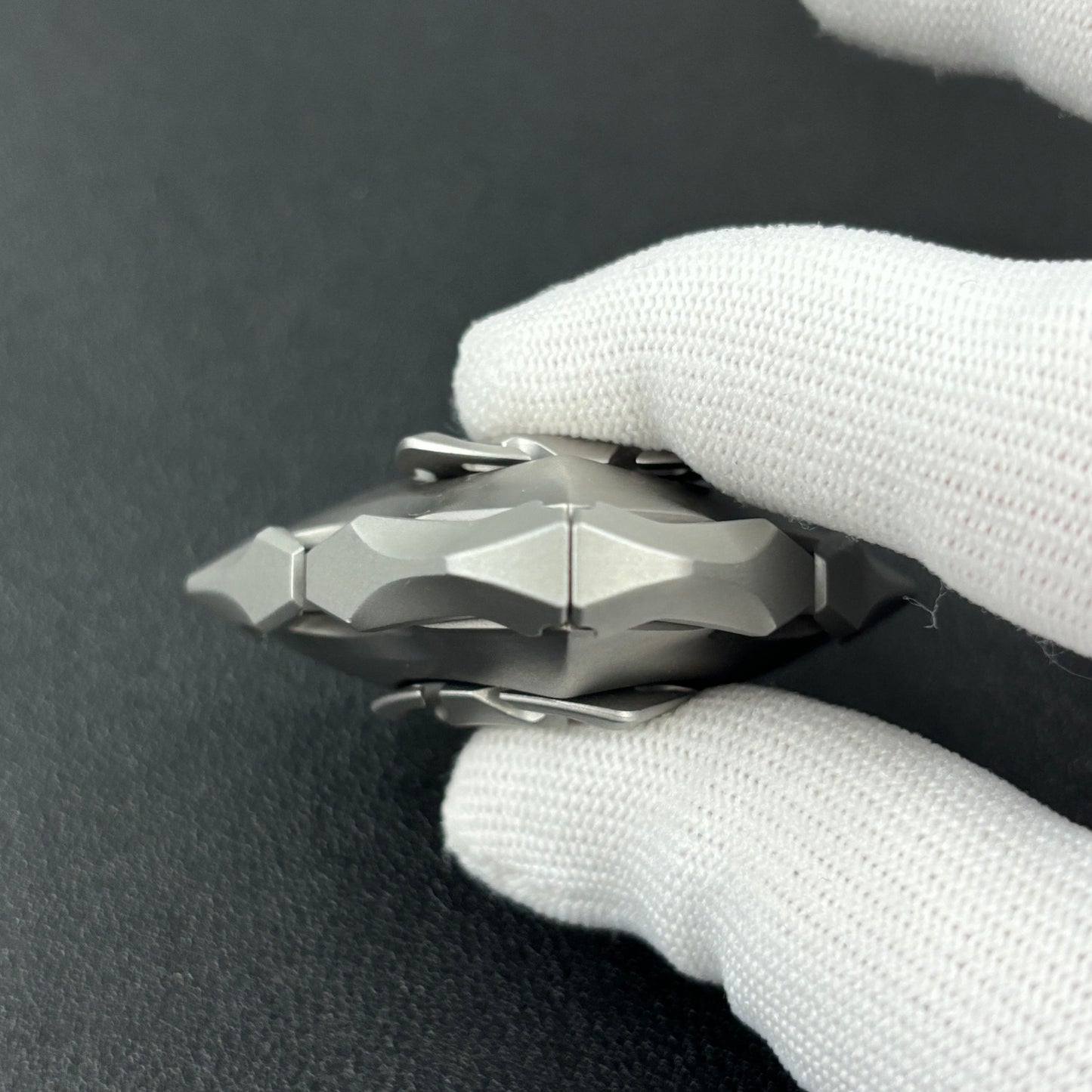 Blade Titanium