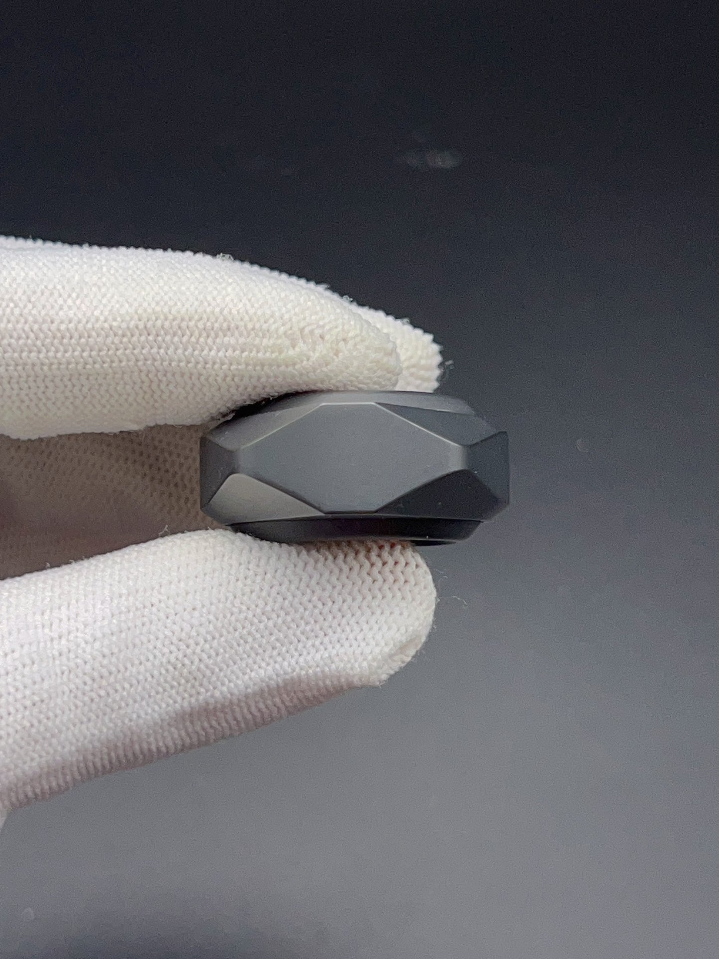 Gravel Zirconium