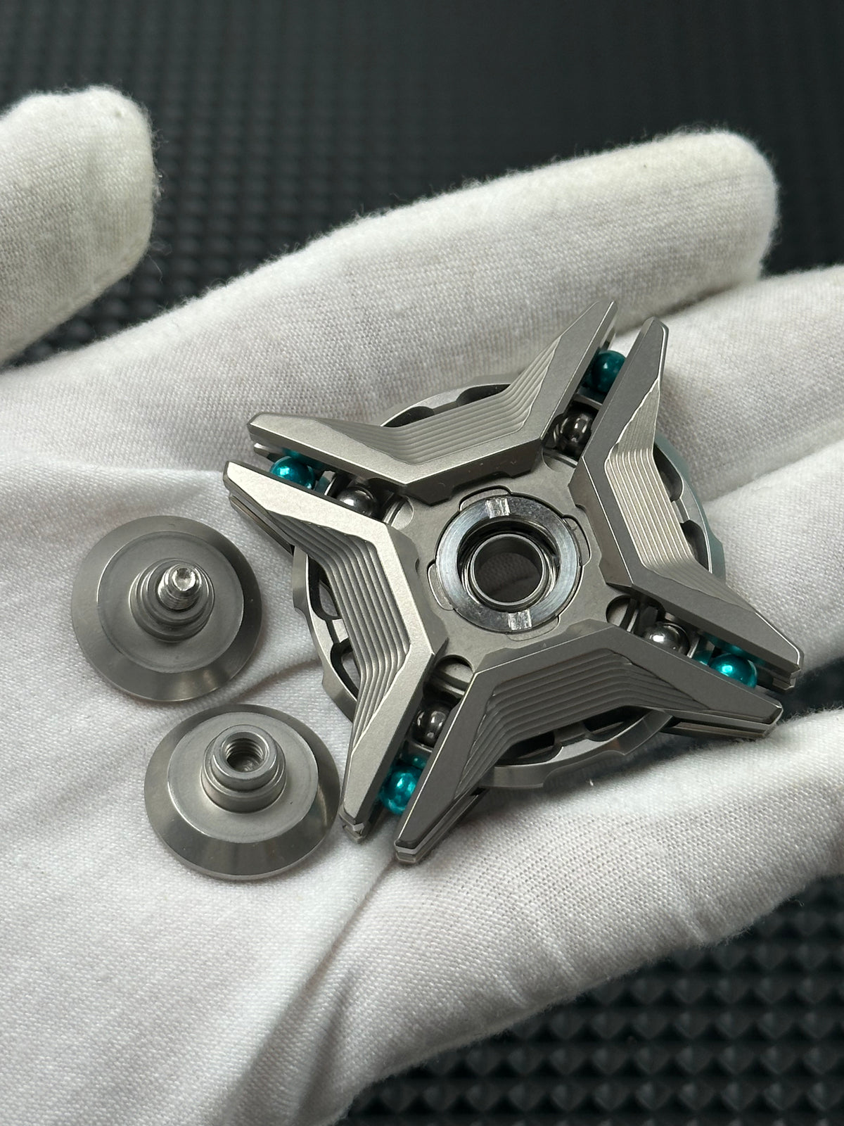 Manzala Titanium