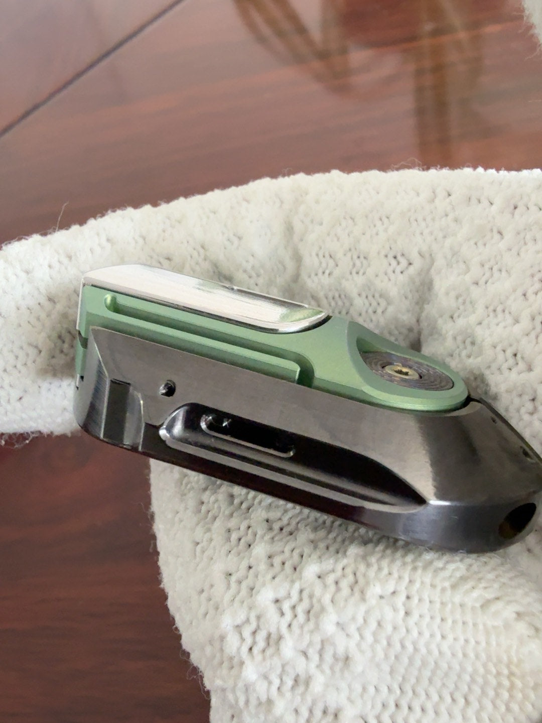 Roche Strike Stainless Steel Titanium