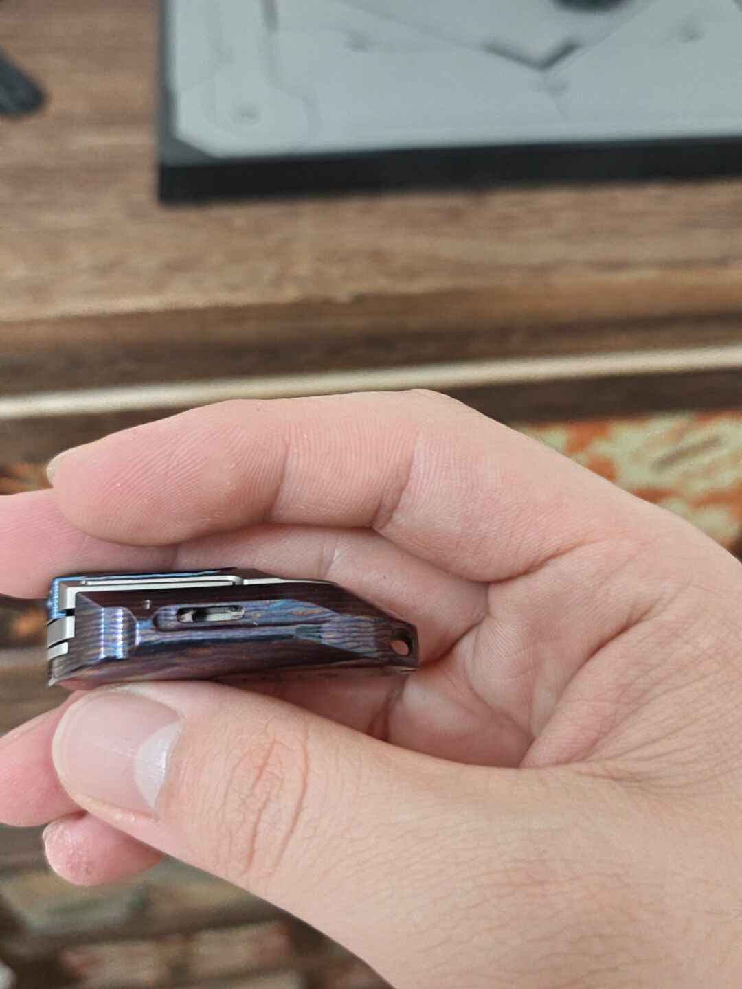 Roche Strike Zircuti