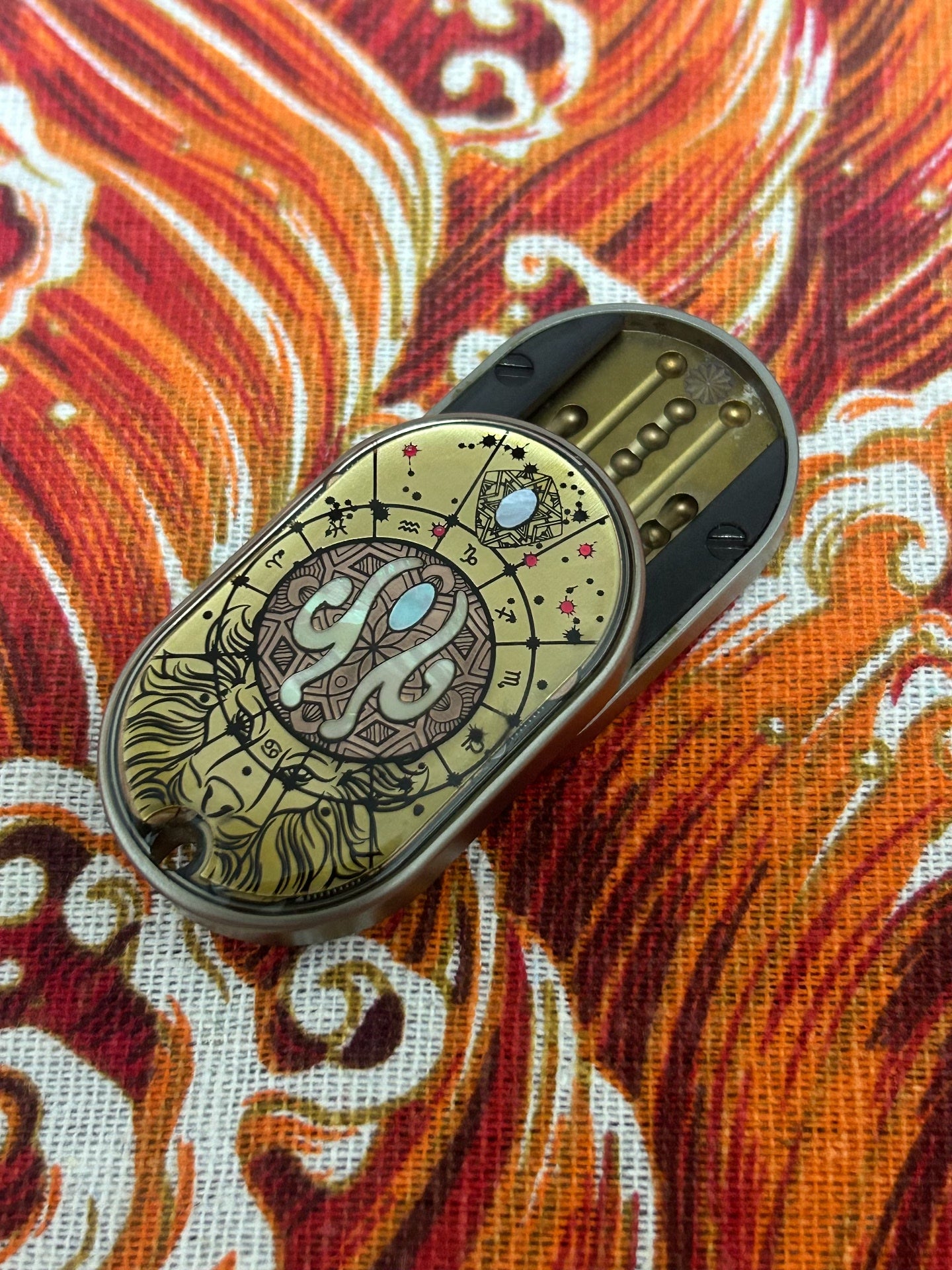 Groove Titanium Leo Limited Edition