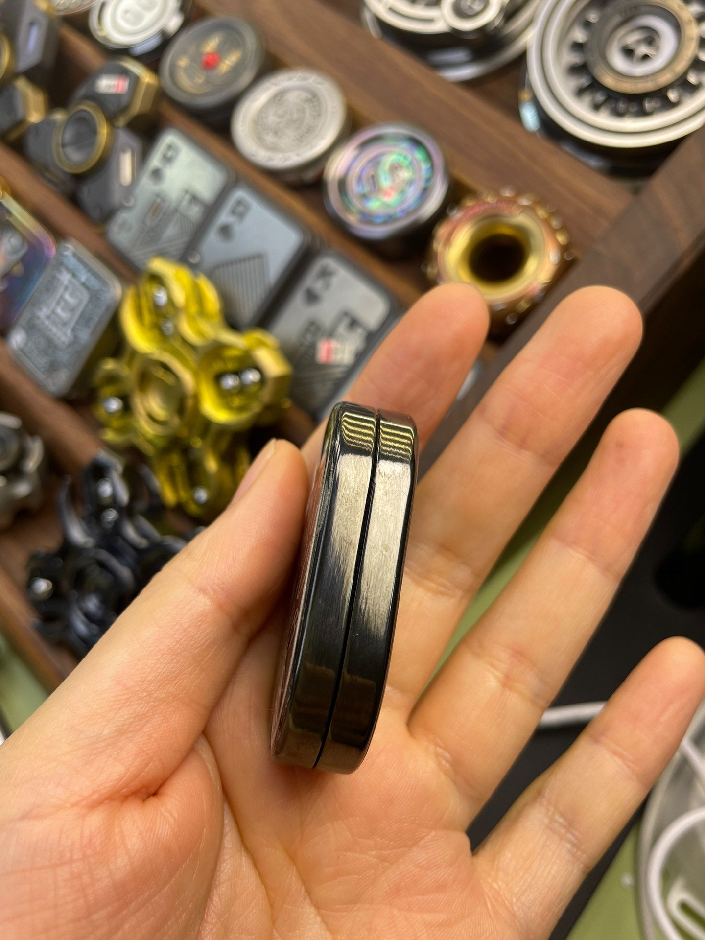 Groove Zirconium