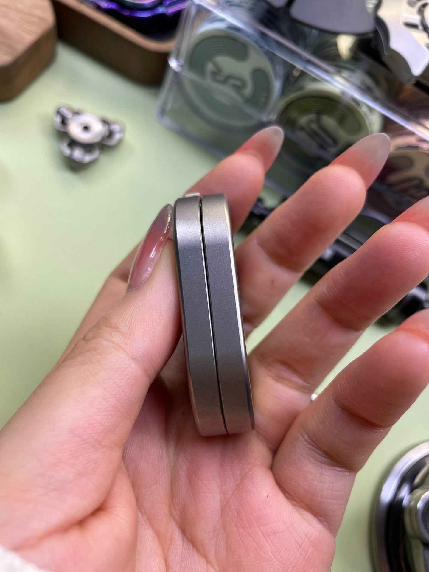 Groove Tantalum