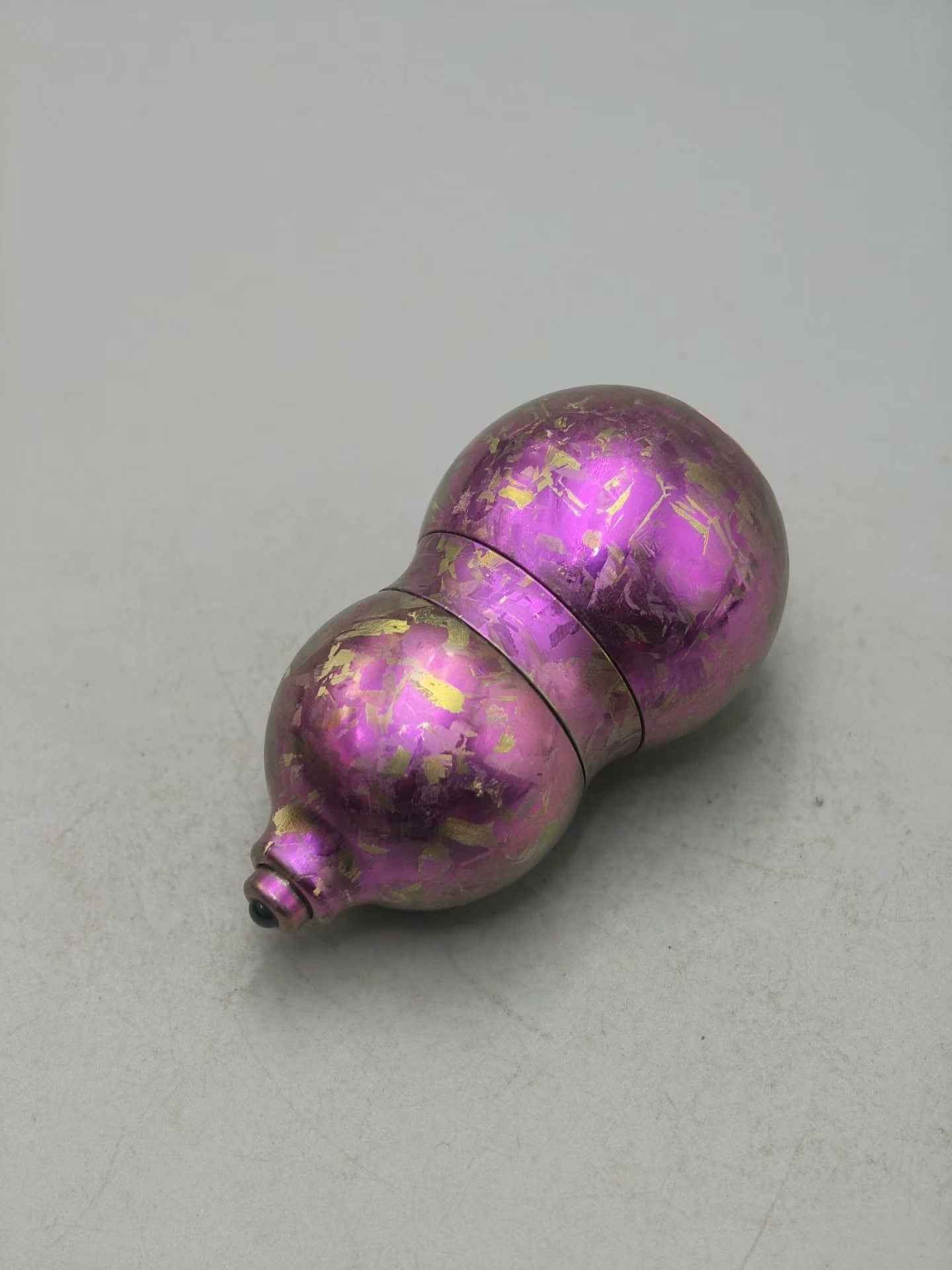 MOT Gourd Crystallized Titanium