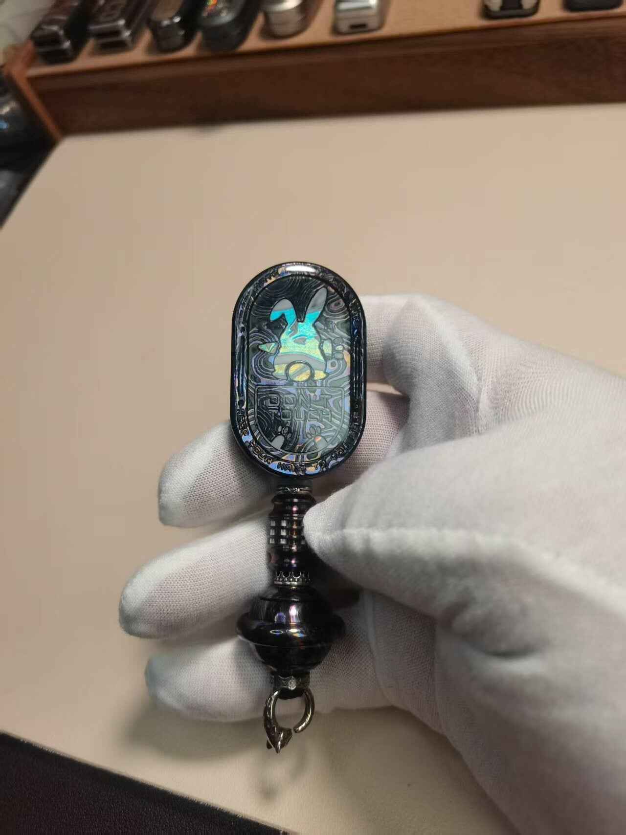 Groove Zircuti + Planet Lanyard Bead