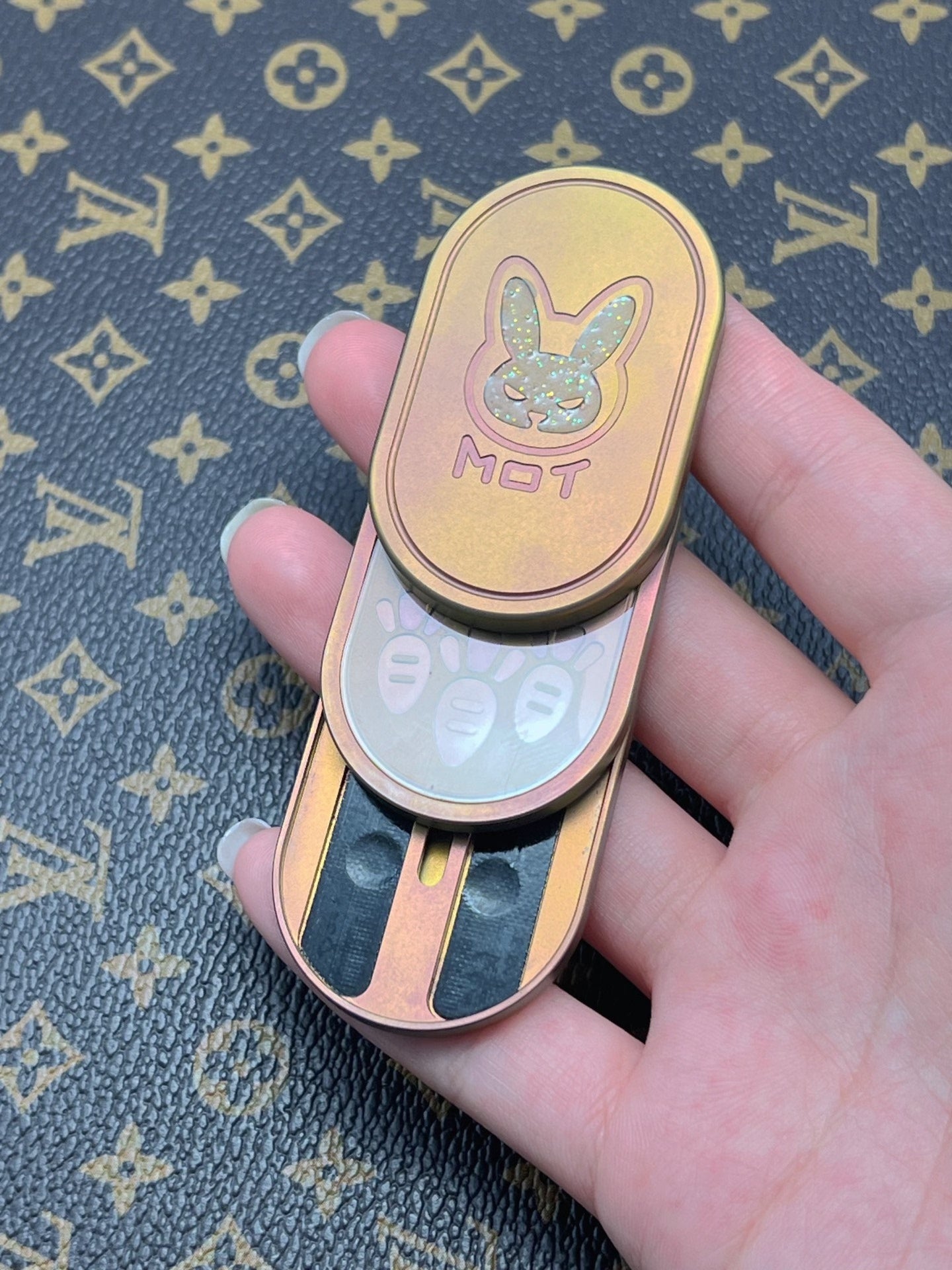 Rhythm Slider Titanium Gold Pink