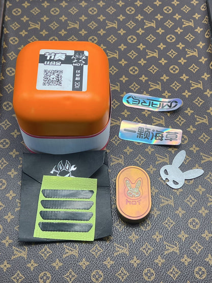 Rhythm Slider Titanium Gold Pink