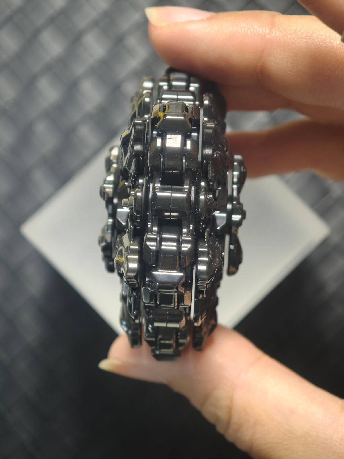 SEQUENCE EDC Dijiang Shell Opening Zirconium Polished
