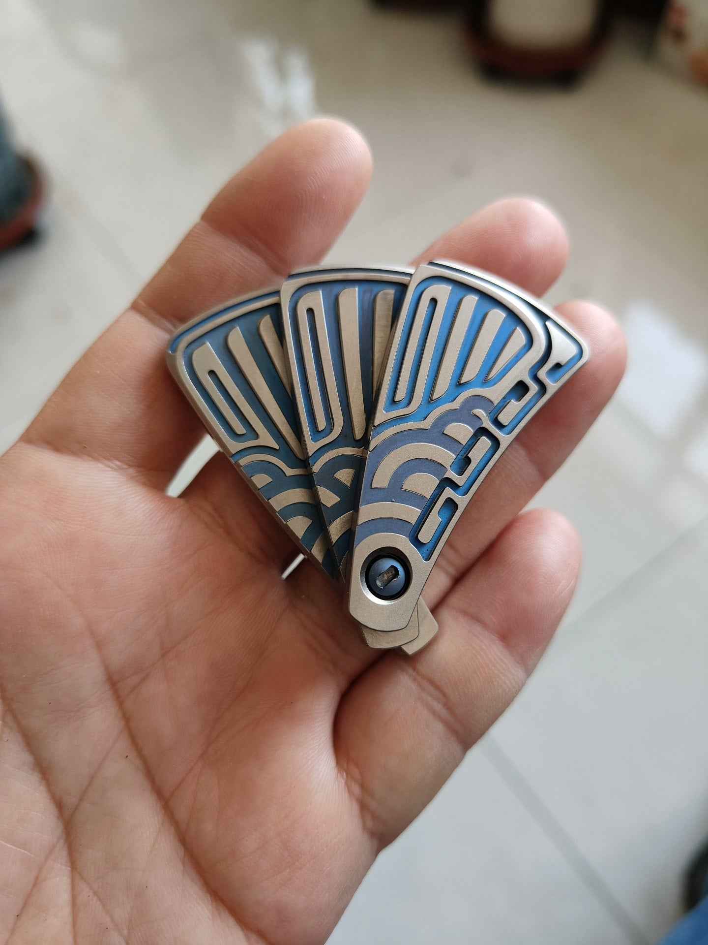Peacock Feather Titanium