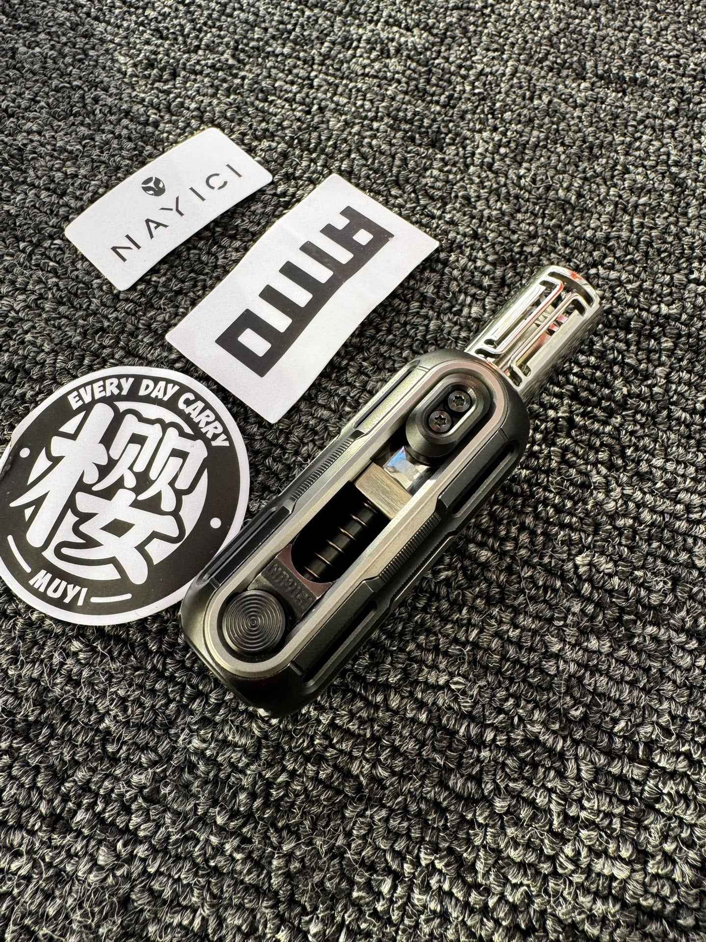 ARTILLERY Titanium