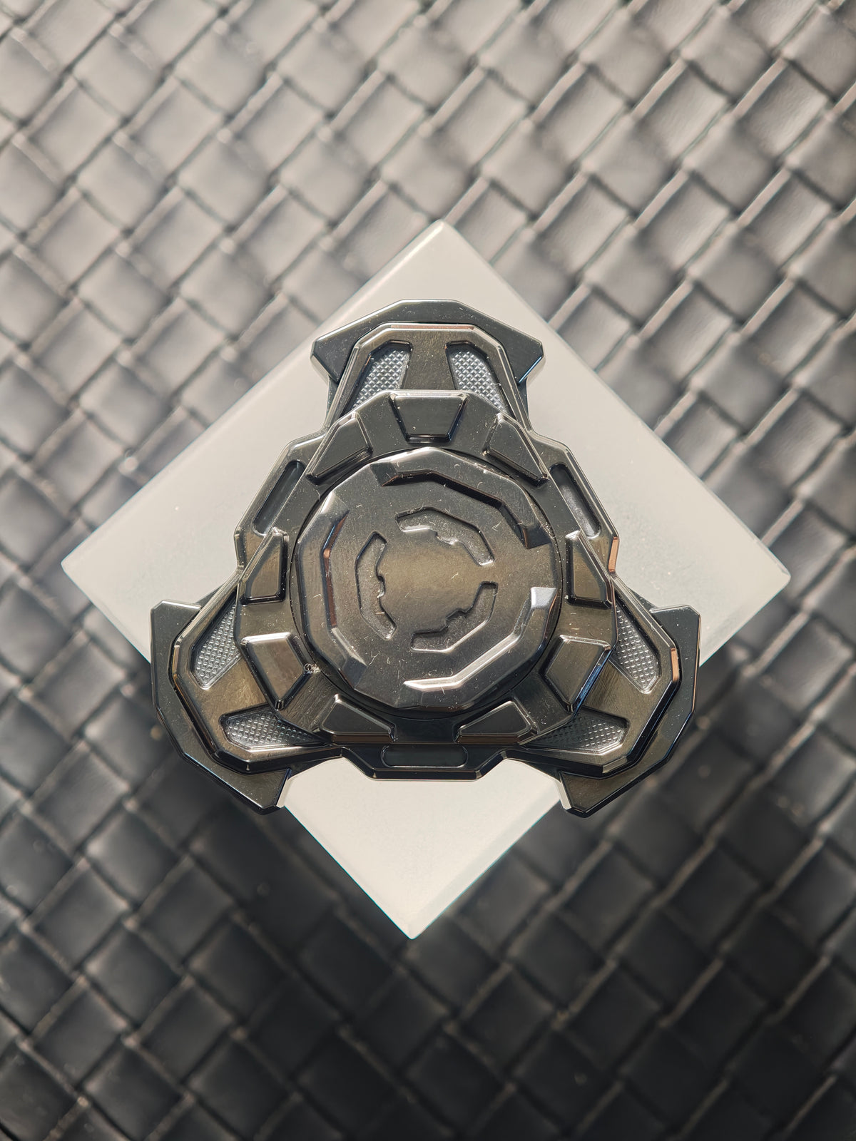 Triple Leaf Ignition Shell Opening Zirconium Polished