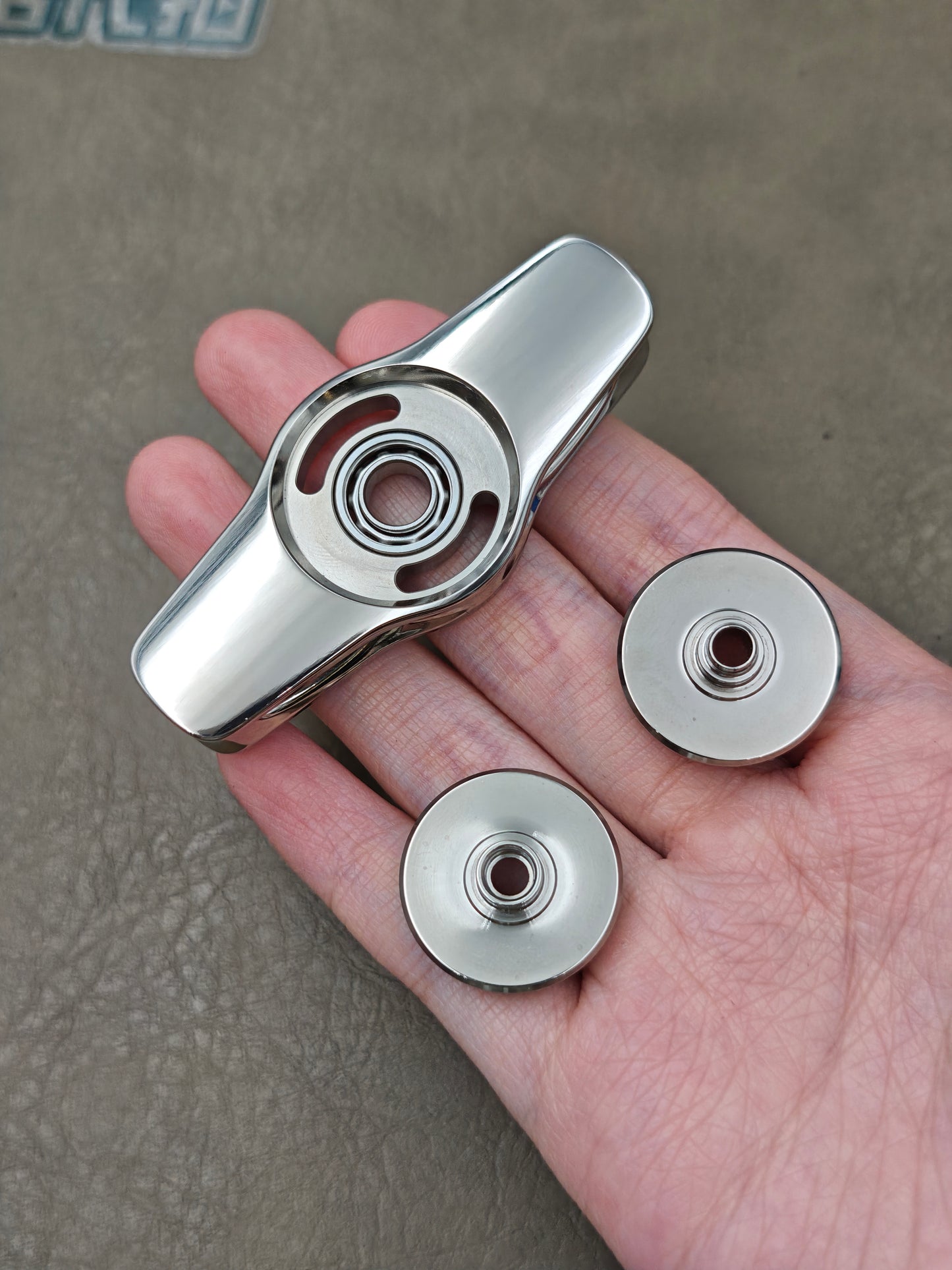 Oumuamua Premium & Buckle Titanium Polished