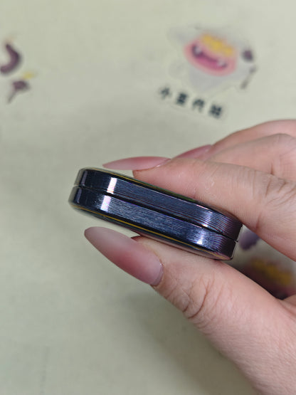 Grumpy Rabbit Rhythm Zircuti Resin-Sealed