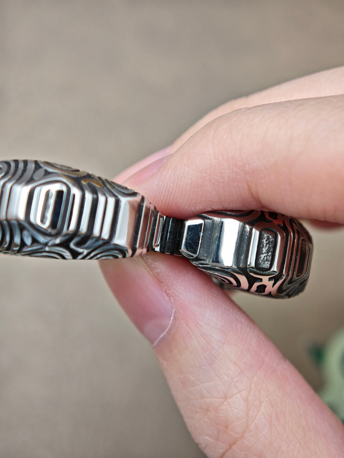 Zekk Stainless Steel