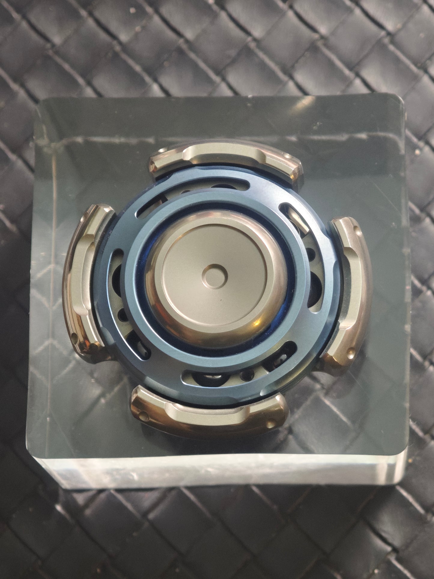 Resonance Titanium Limited Edition