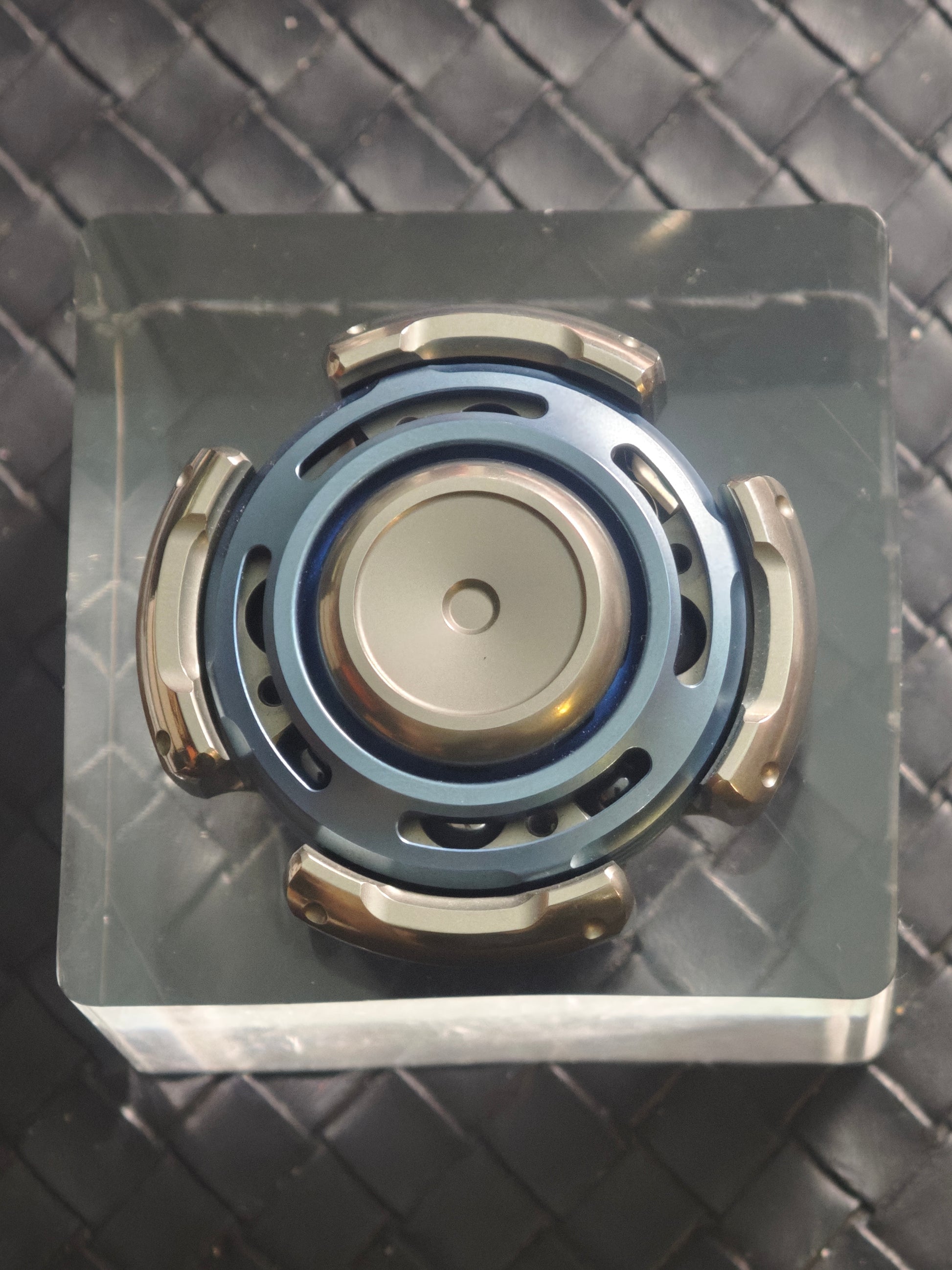 Resonance Titanium Limited Edition