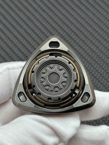 9 HAND ROAR Spinner Stainless Steel