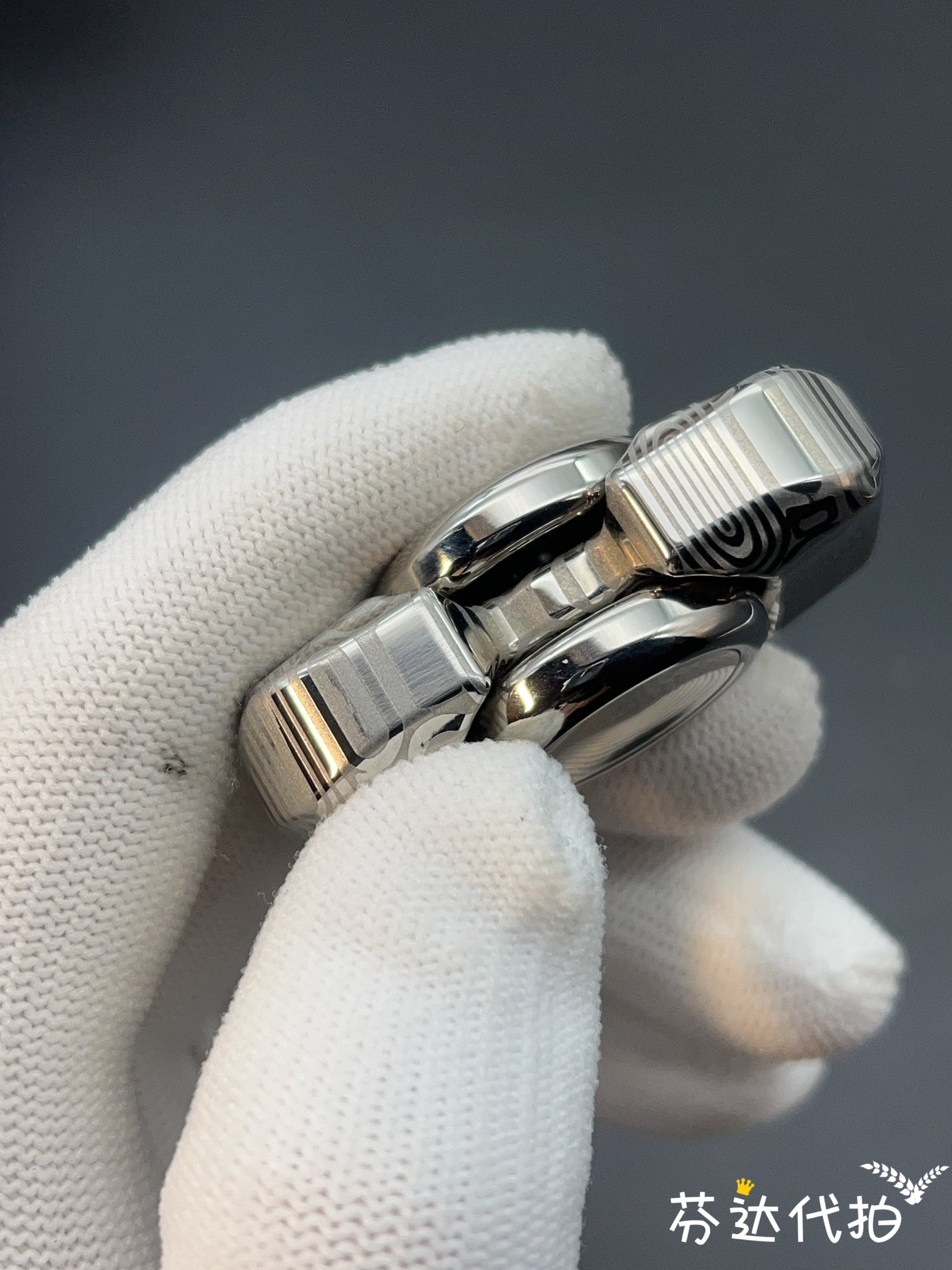 Spindle Batch Ii Stainless Steel Titanium